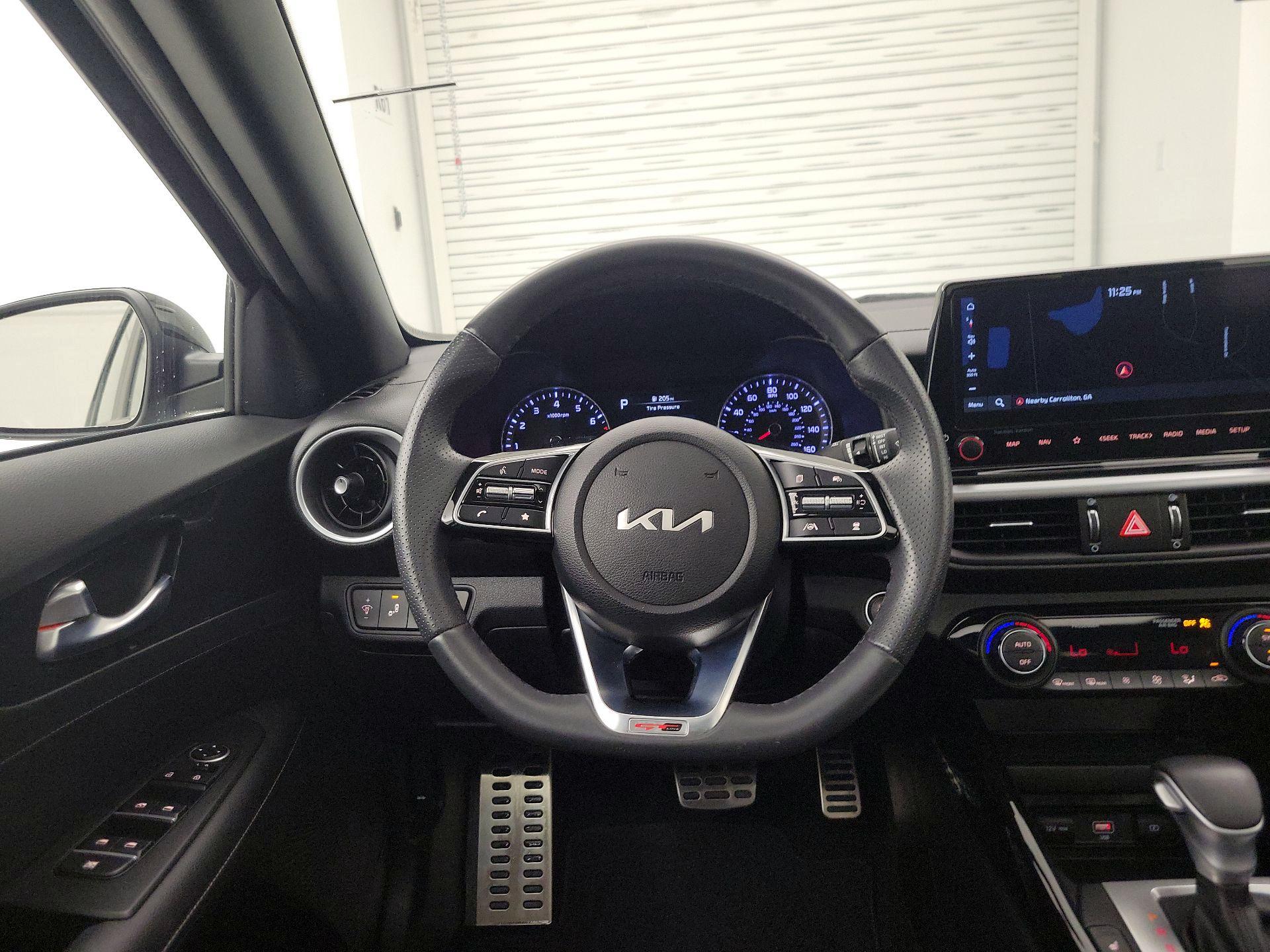 Thumbnail: 2024 Kia Forte - 10