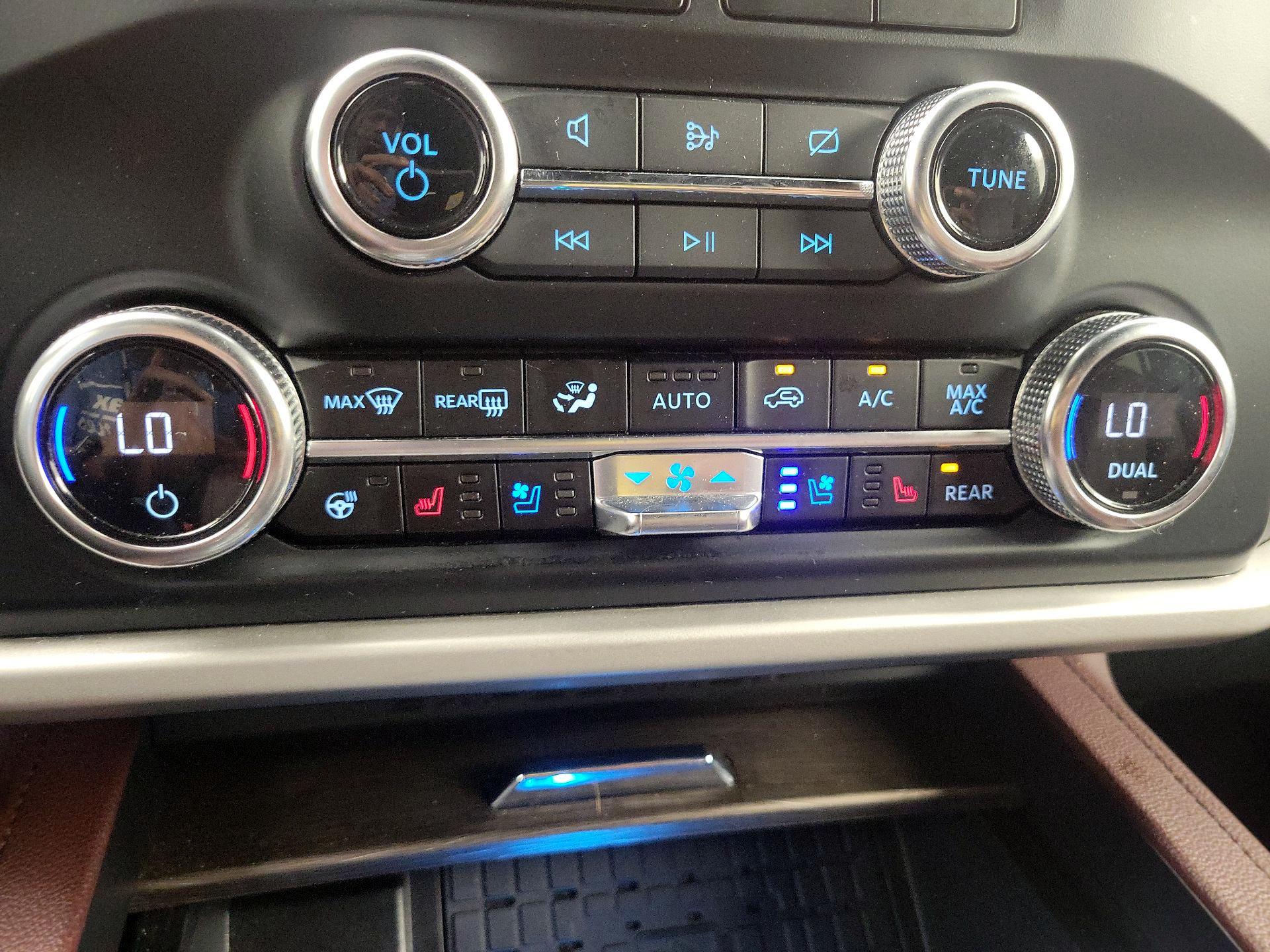 Thumbnail: 2024 Ford Expedition - 17