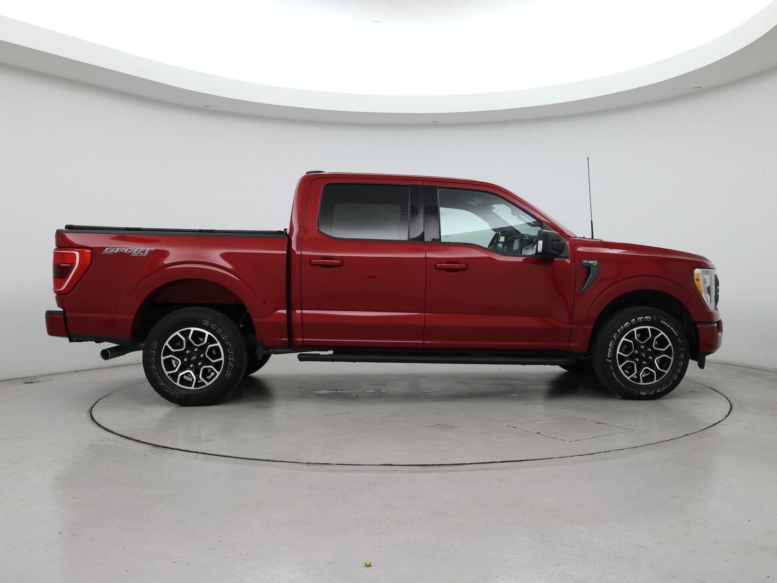 2021 Ford F-150 XLT - Photo 8