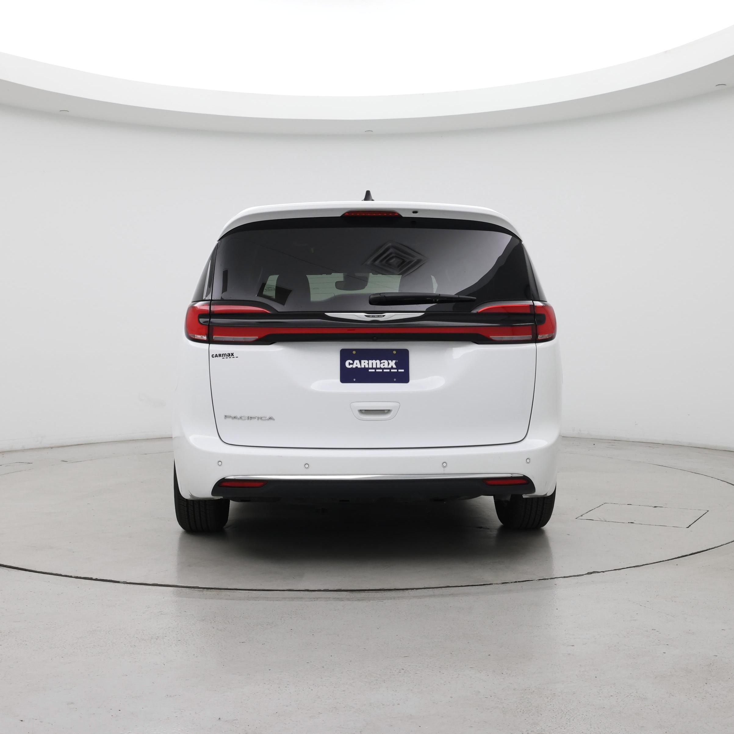 Thumbnail: 2025 Chrysler Pacifica - 6