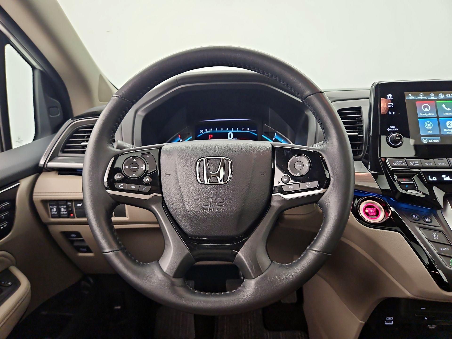 Thumbnail: 2023 Honda Odyssey - 10