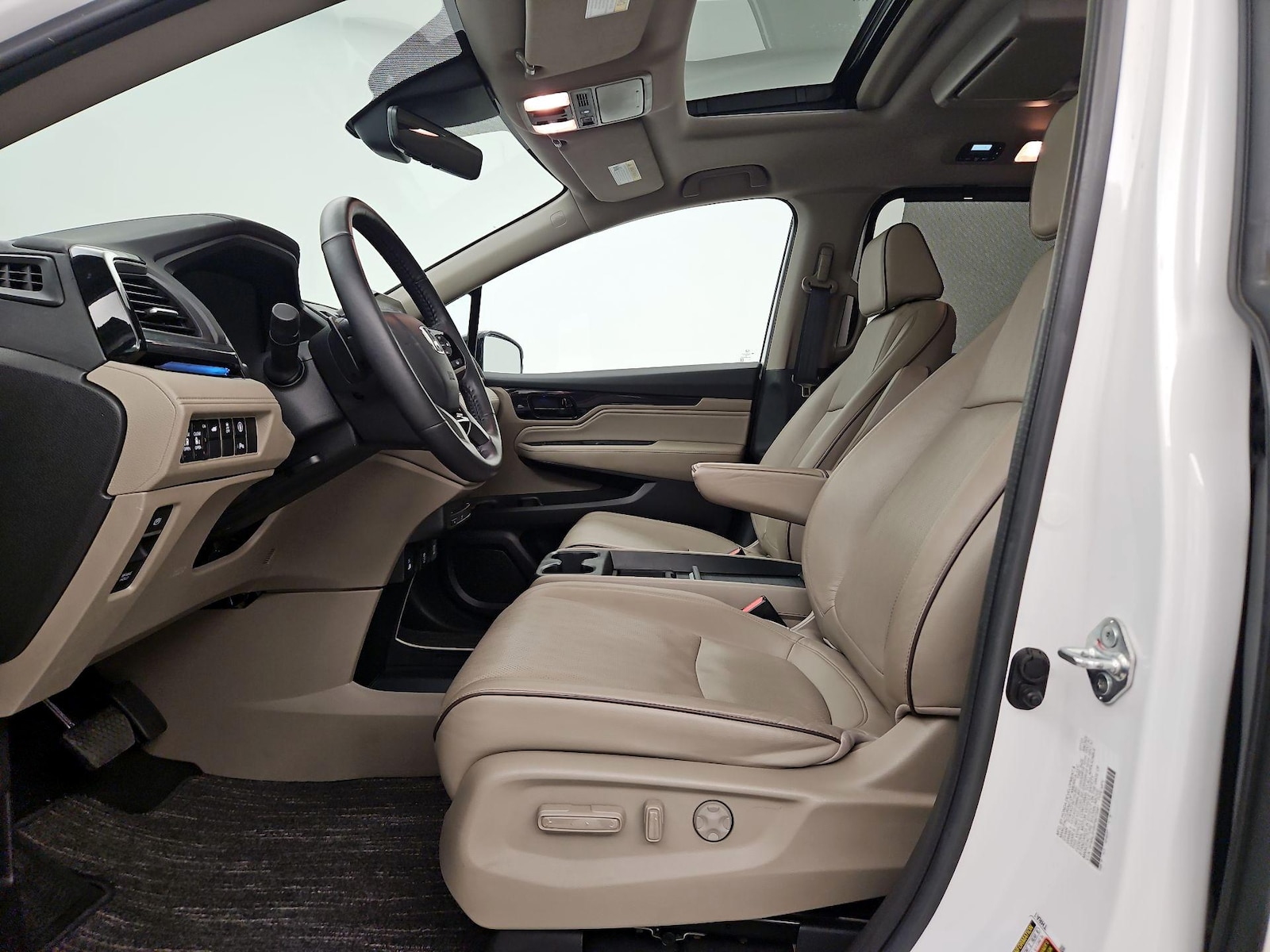 2023 Honda Odyssey Elite - Photo 12