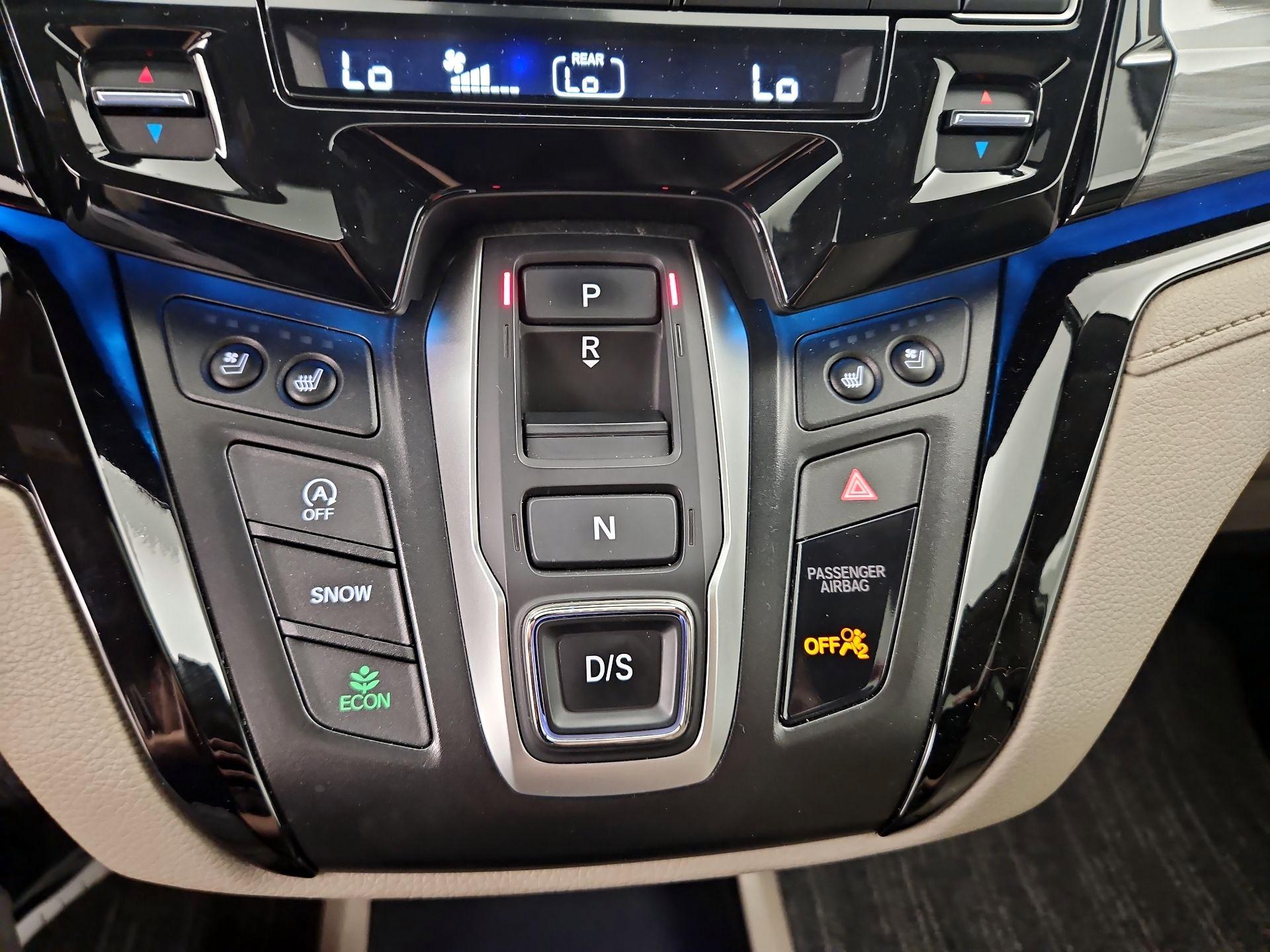 Thumbnail: 2023 Honda Odyssey - 18