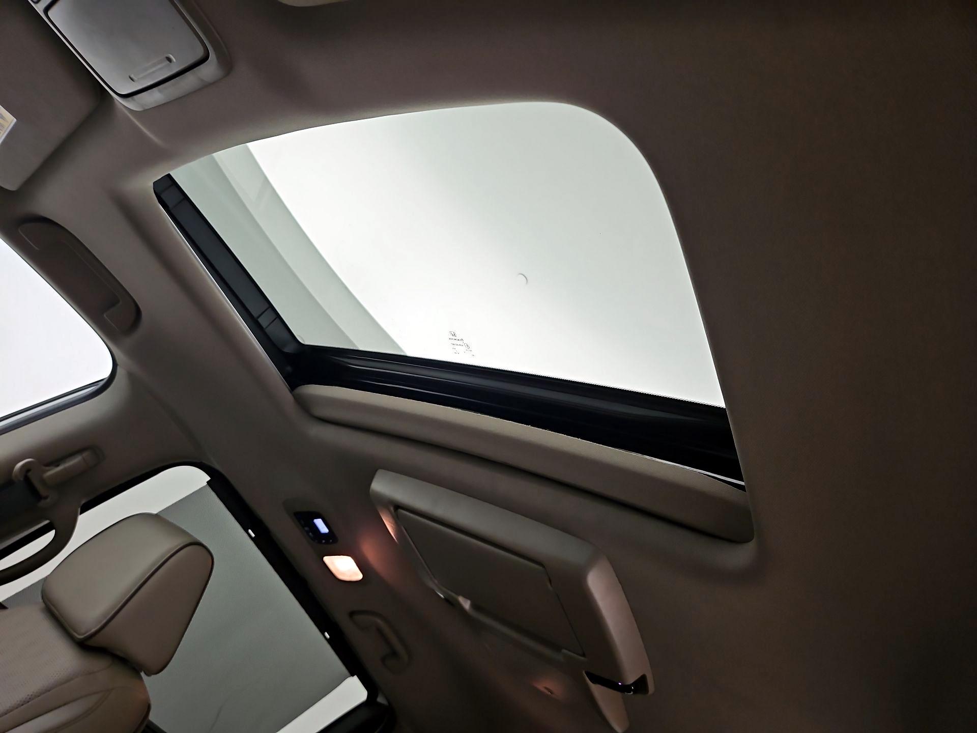 Thumbnail: 2023 Honda Odyssey - 20