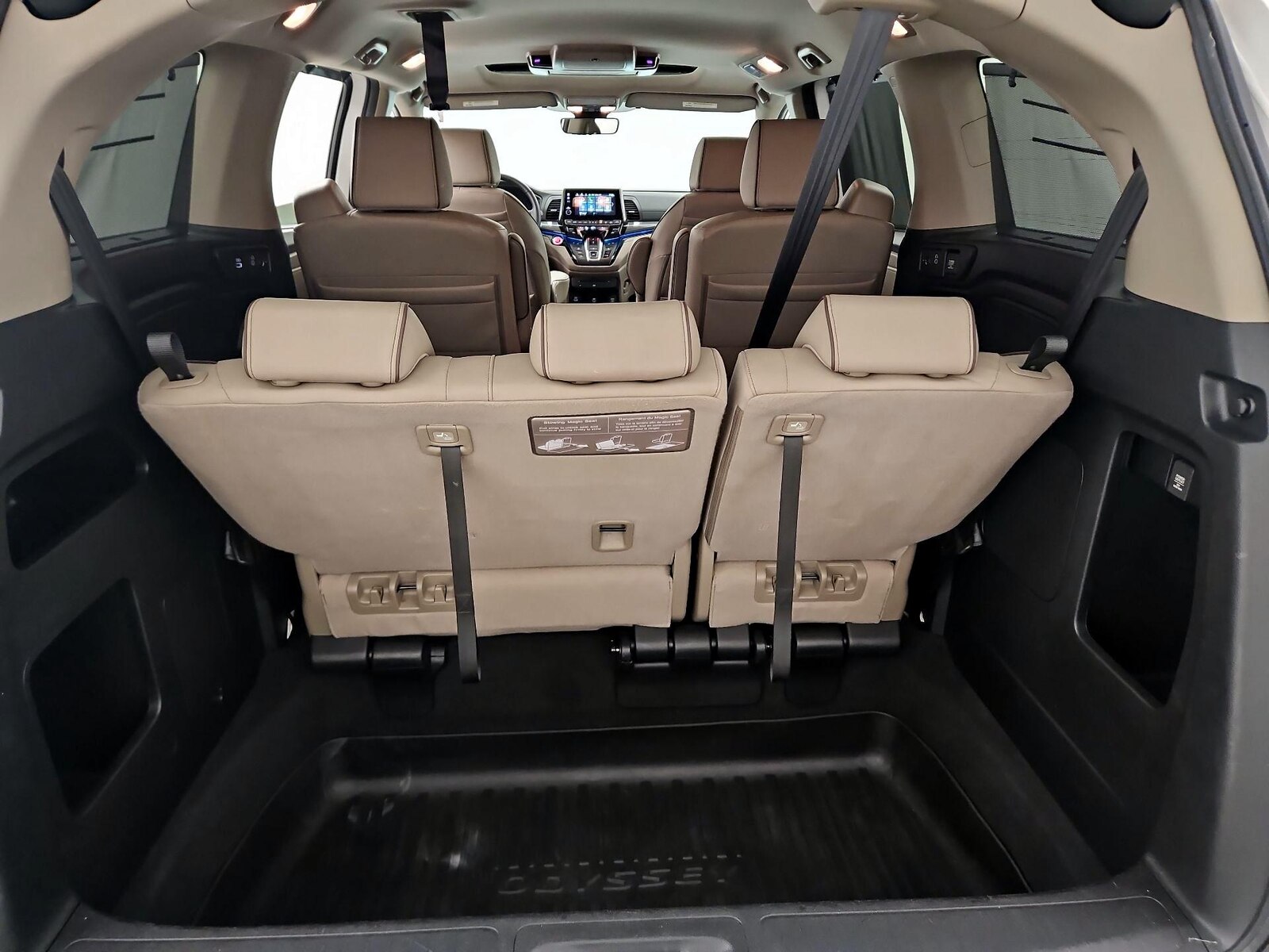 2023 Honda Odyssey Elite - Photo 24