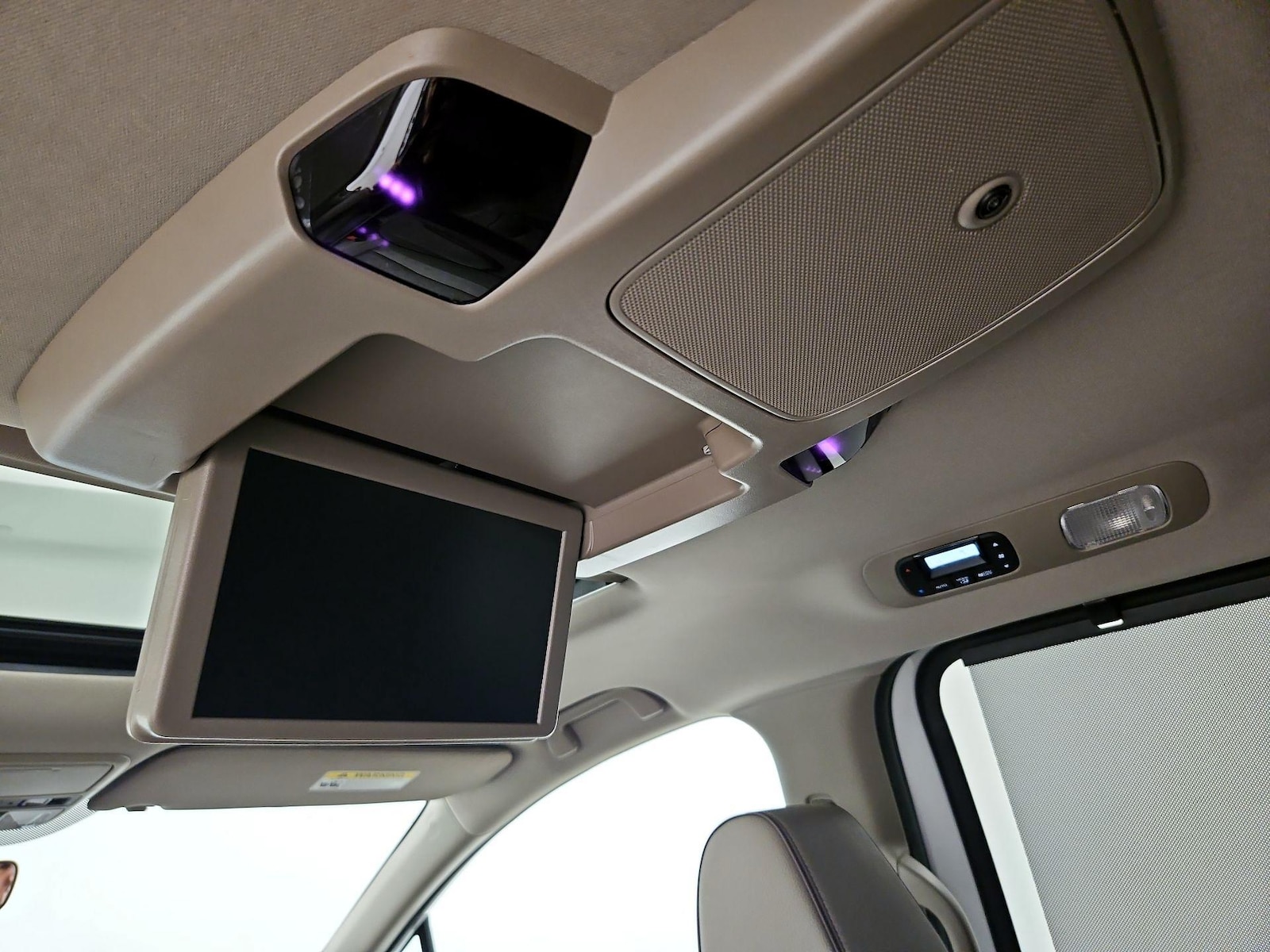 2023 Honda Odyssey Elite - Photo 27
