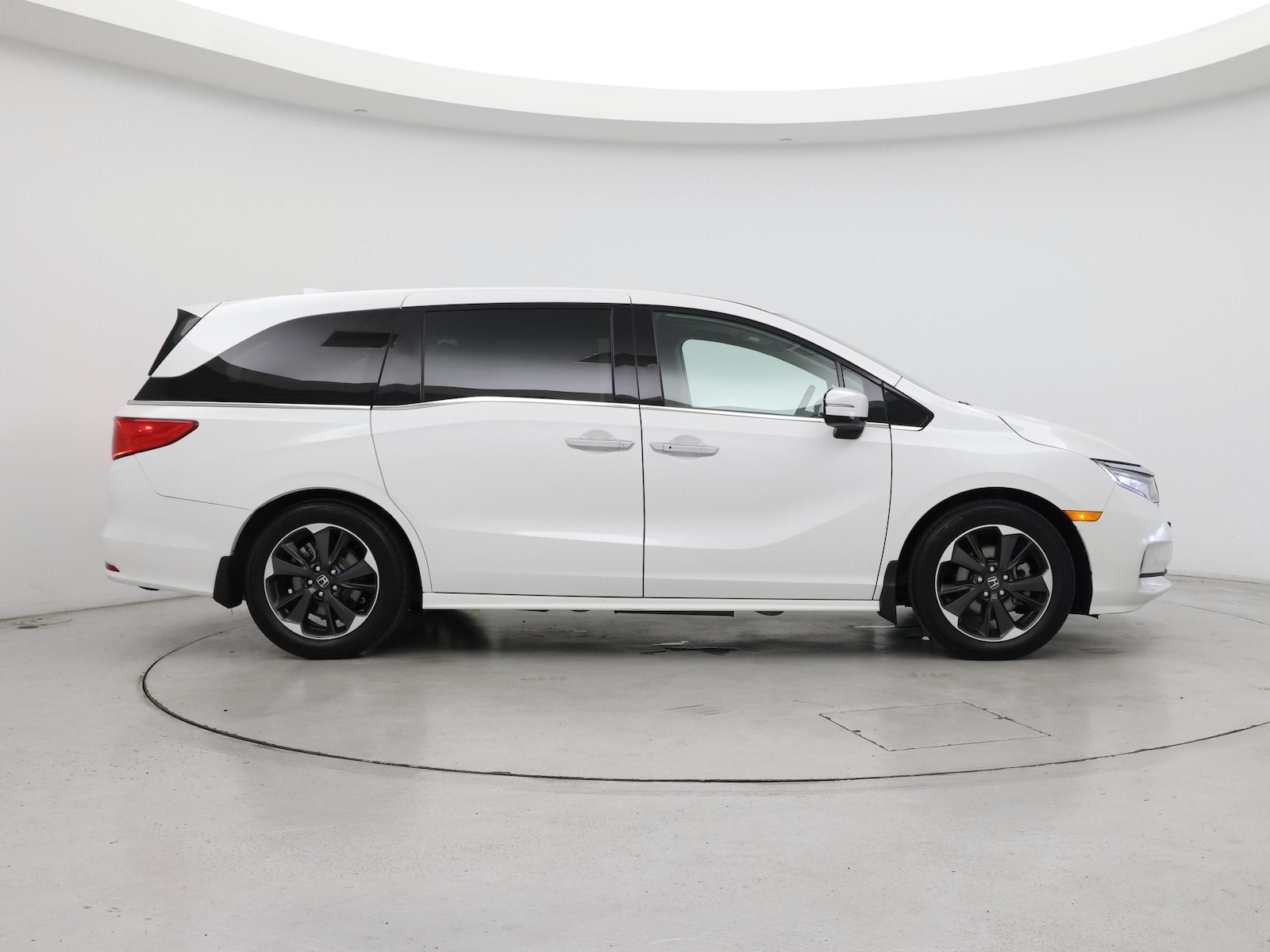 2023 Honda Odyssey Elite - Photo 8
