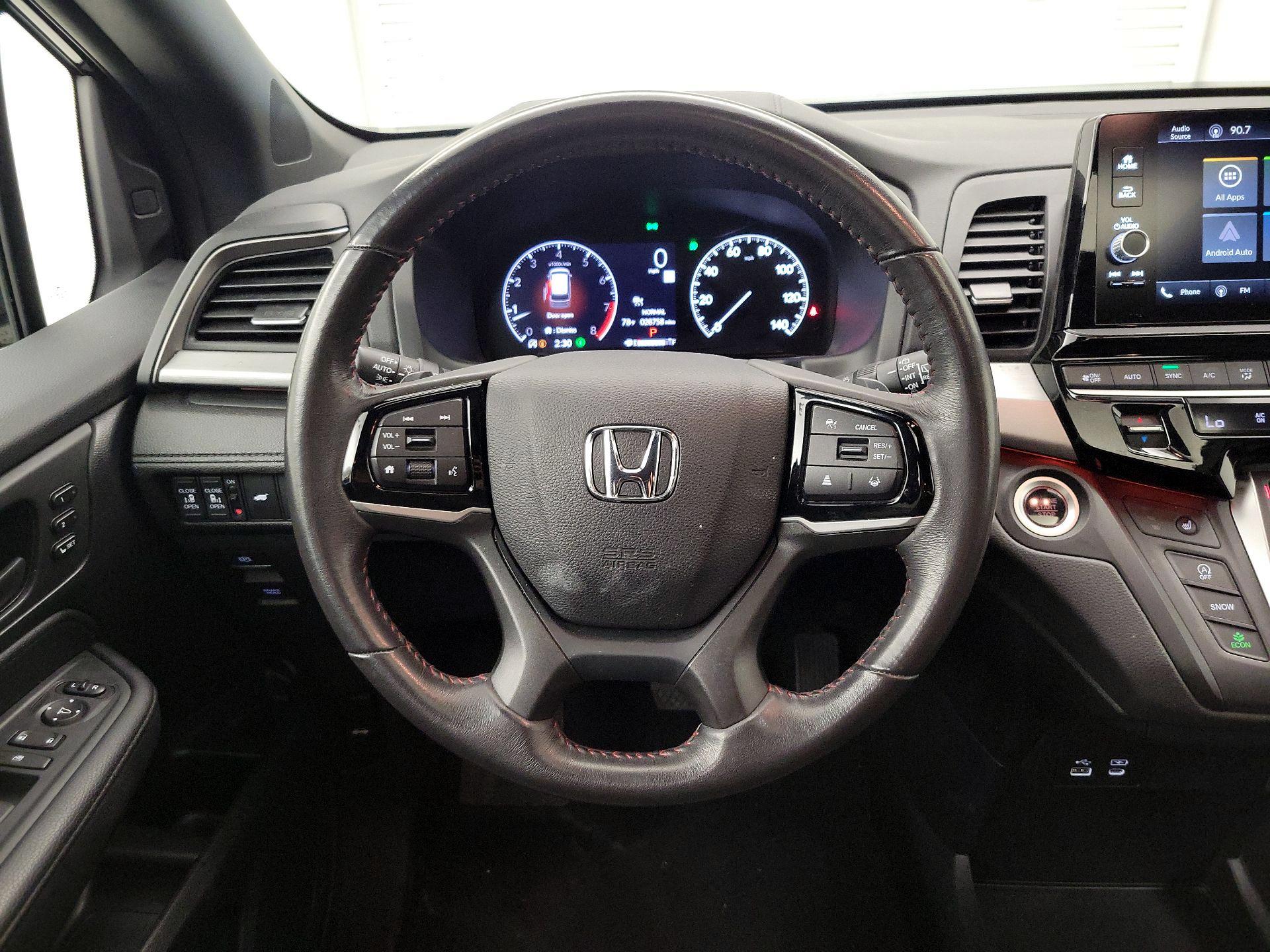 Thumbnail: 2025 Honda Odyssey - 10