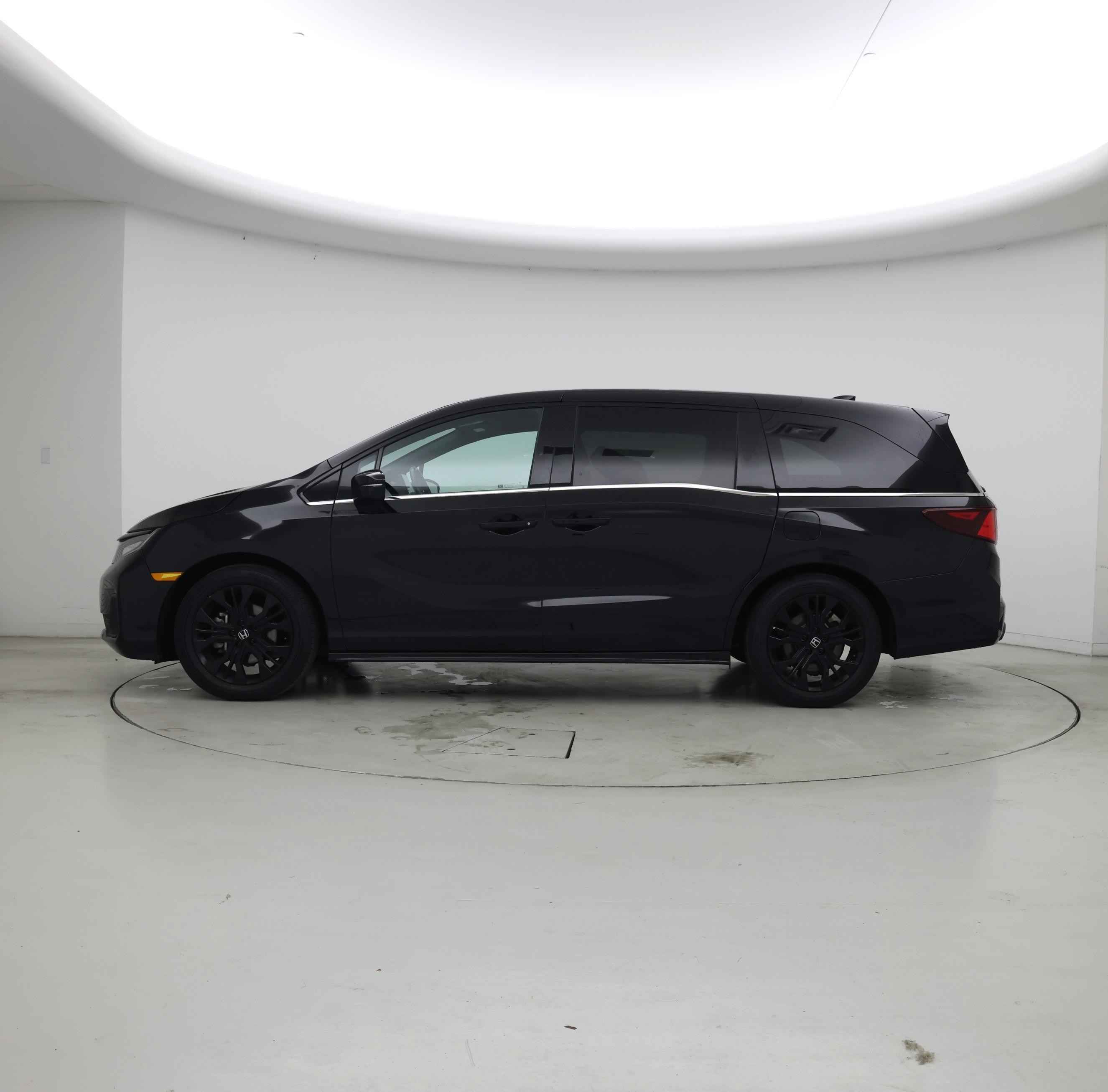 Thumbnail: 2025 Honda Odyssey - 3