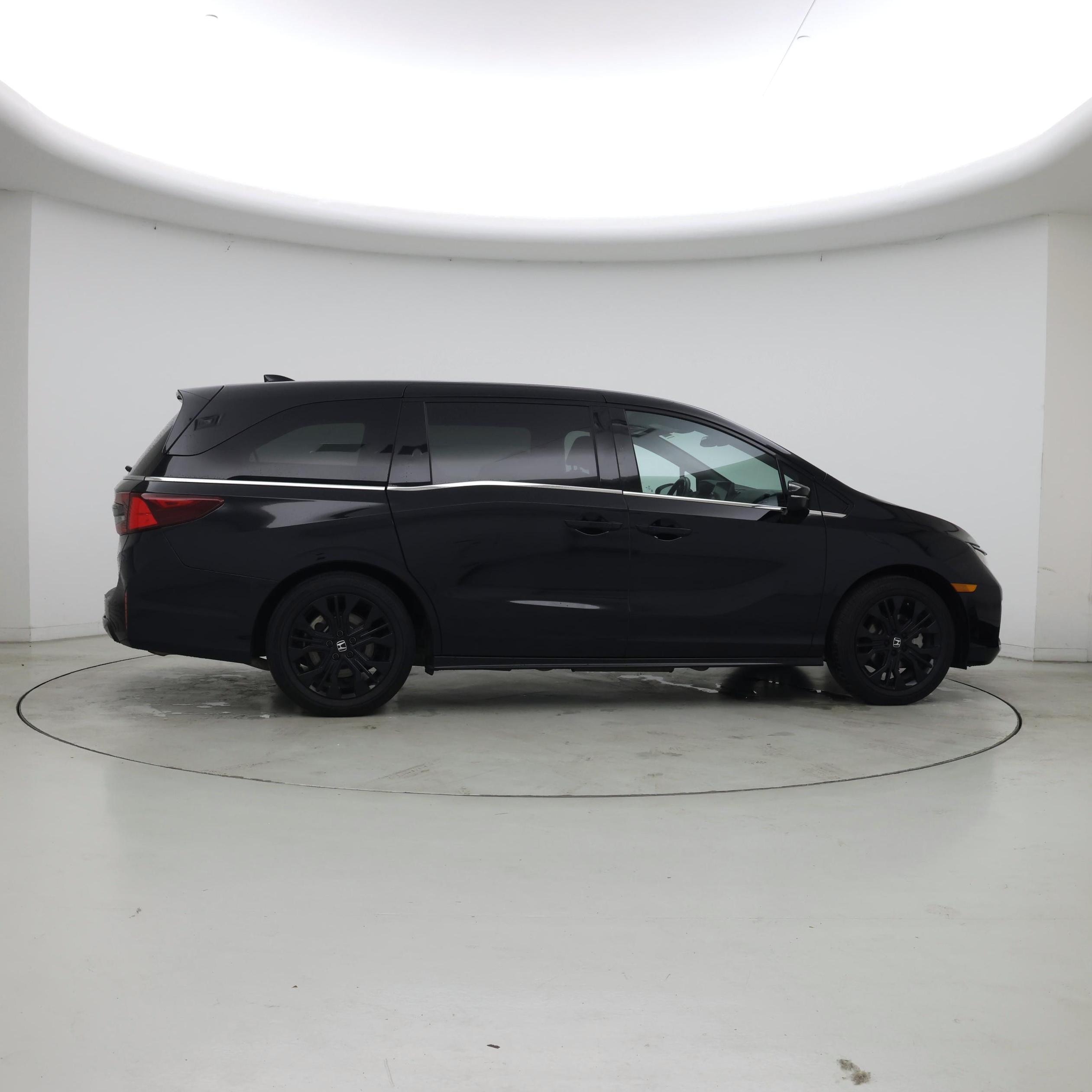 Thumbnail: 2025 Honda Odyssey - 7