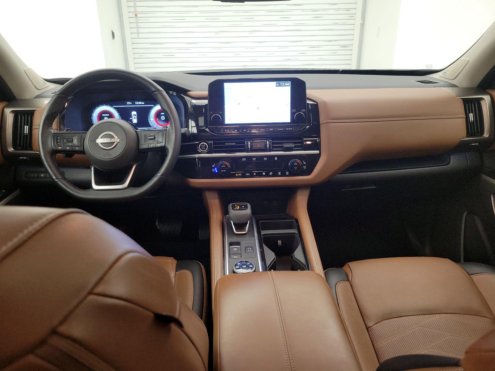 Thumbnail: 2024 Nissan Pathfinder - 9