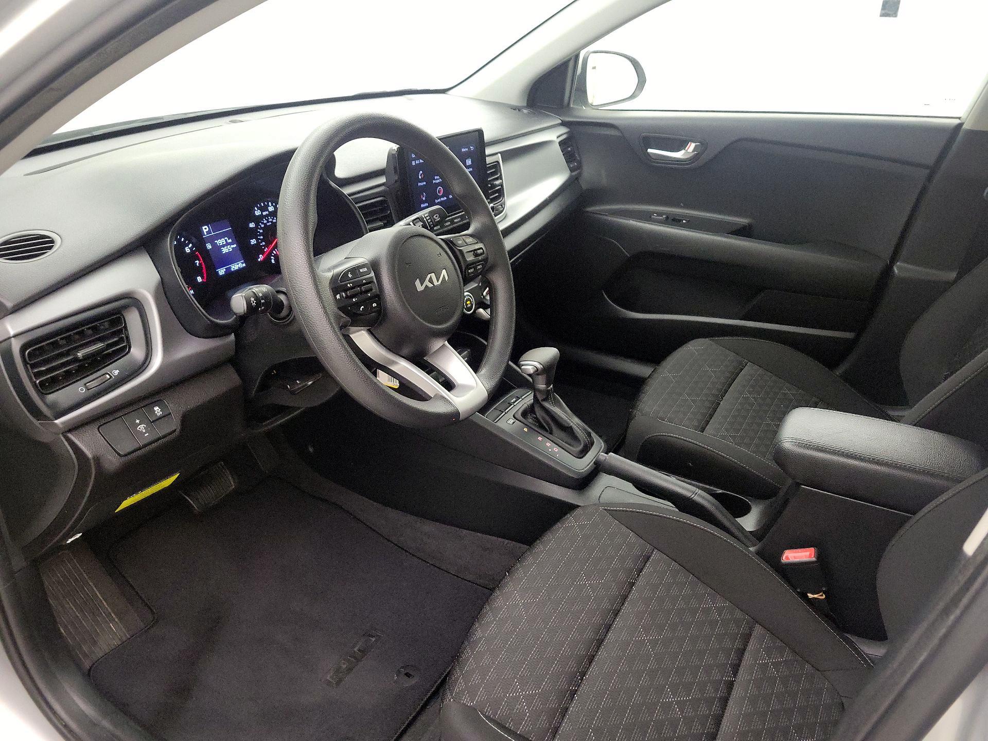 Thumbnail: 2023 Kia Rio - 11