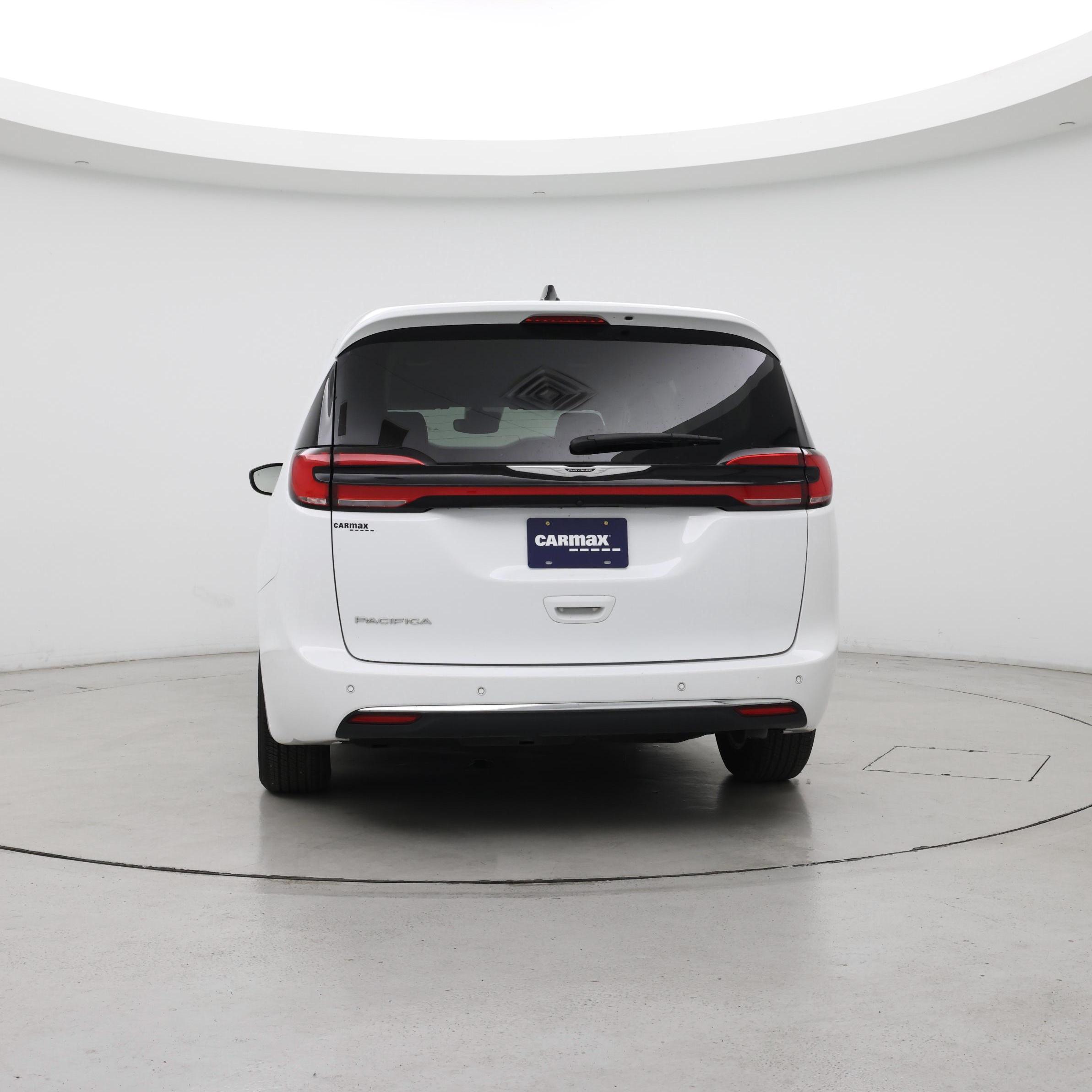Thumbnail: 2024 Chrysler Pacifica - 6