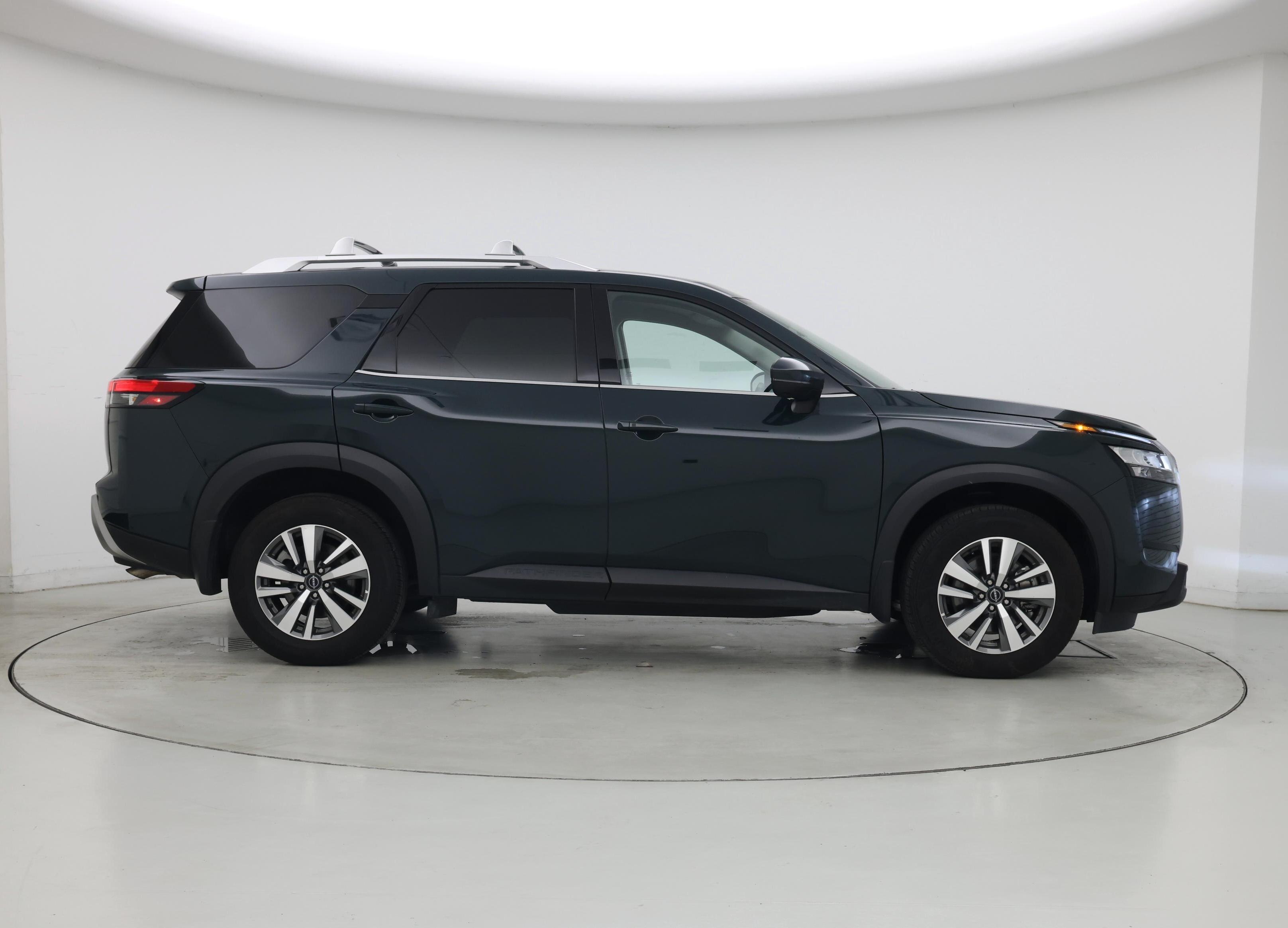 Thumbnail: 2024 Nissan Pathfinder - 7