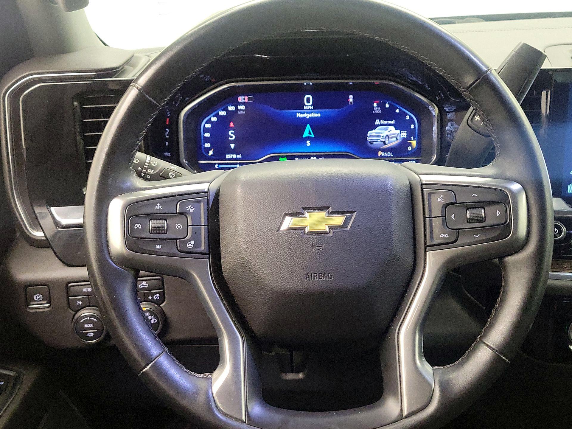 Thumbnail: 2024 Chevrolet Silverado 1500 - 10