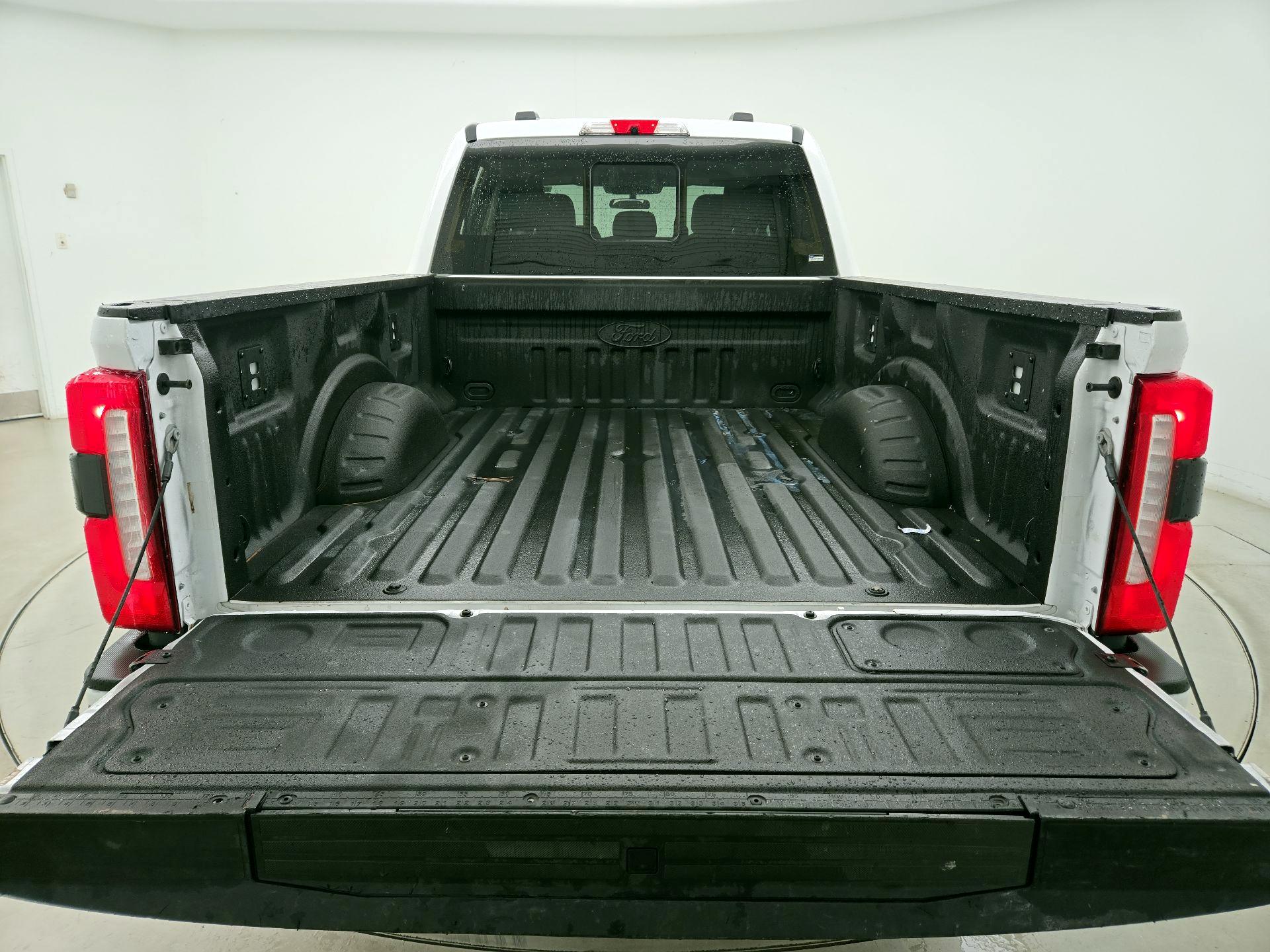 Thumbnail: 2024 Ford F-250 - 20