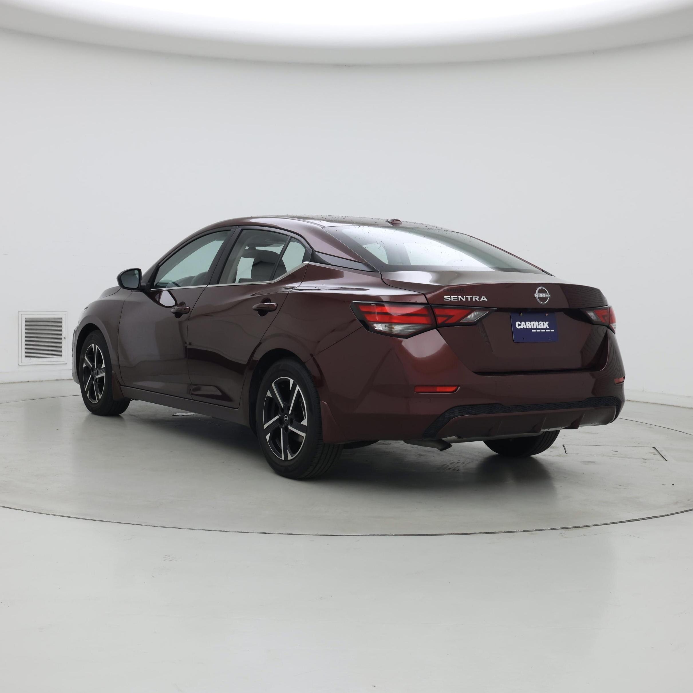 Thumbnail: 2025 Nissan Sentra - 2
