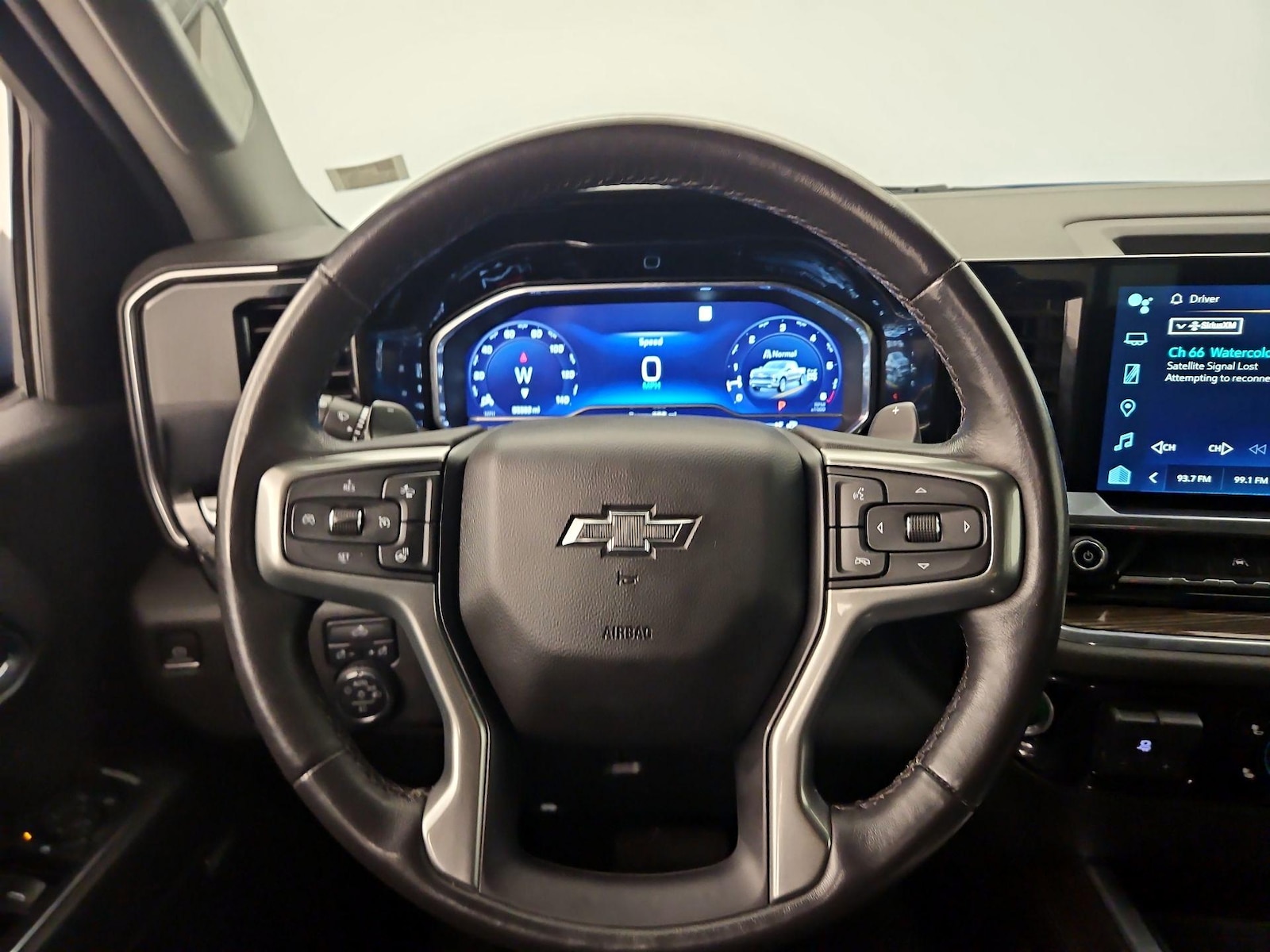 2023 Chevrolet Silverado 1500 RST - Photo 11