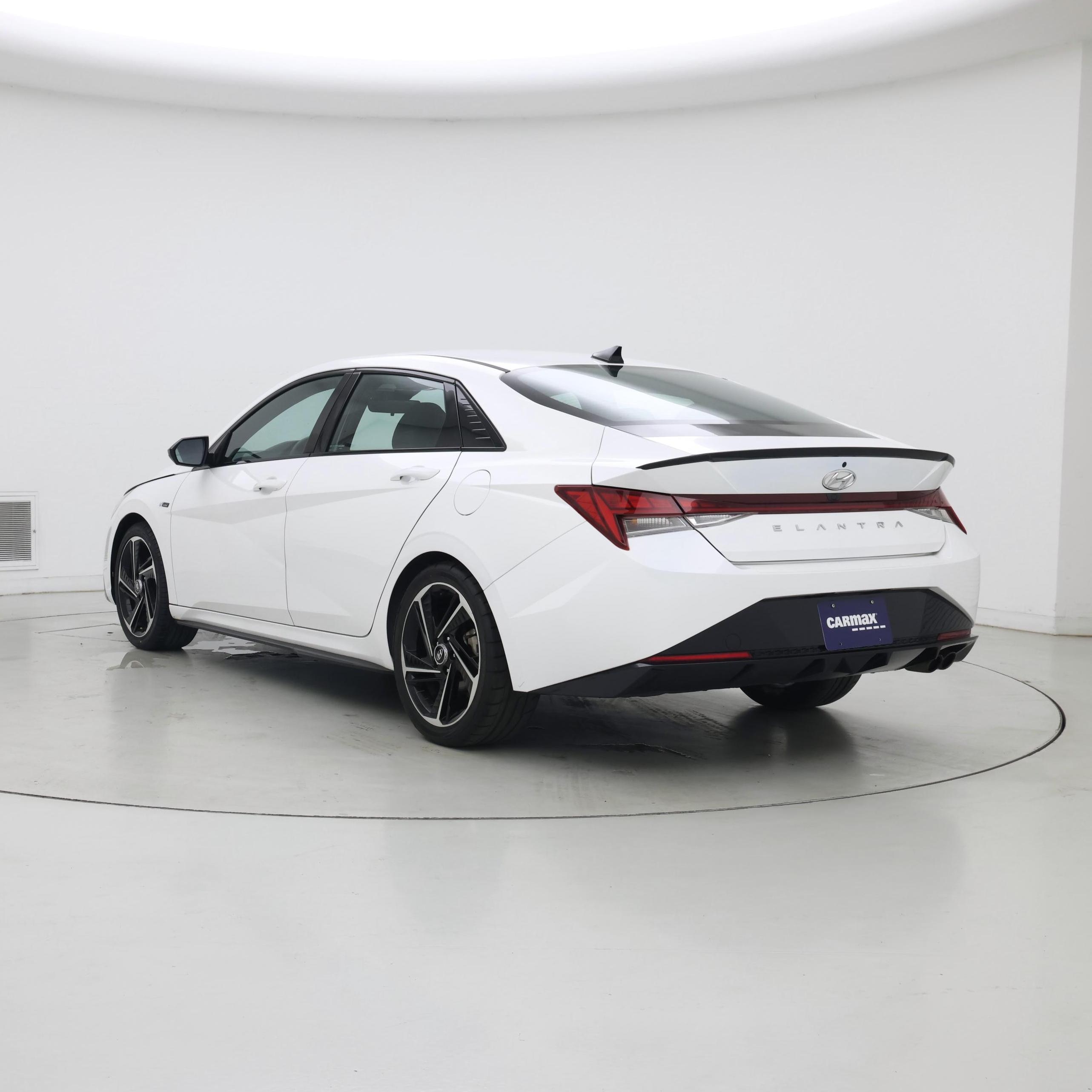 Thumbnail: 2023 Hyundai Elantra - 2