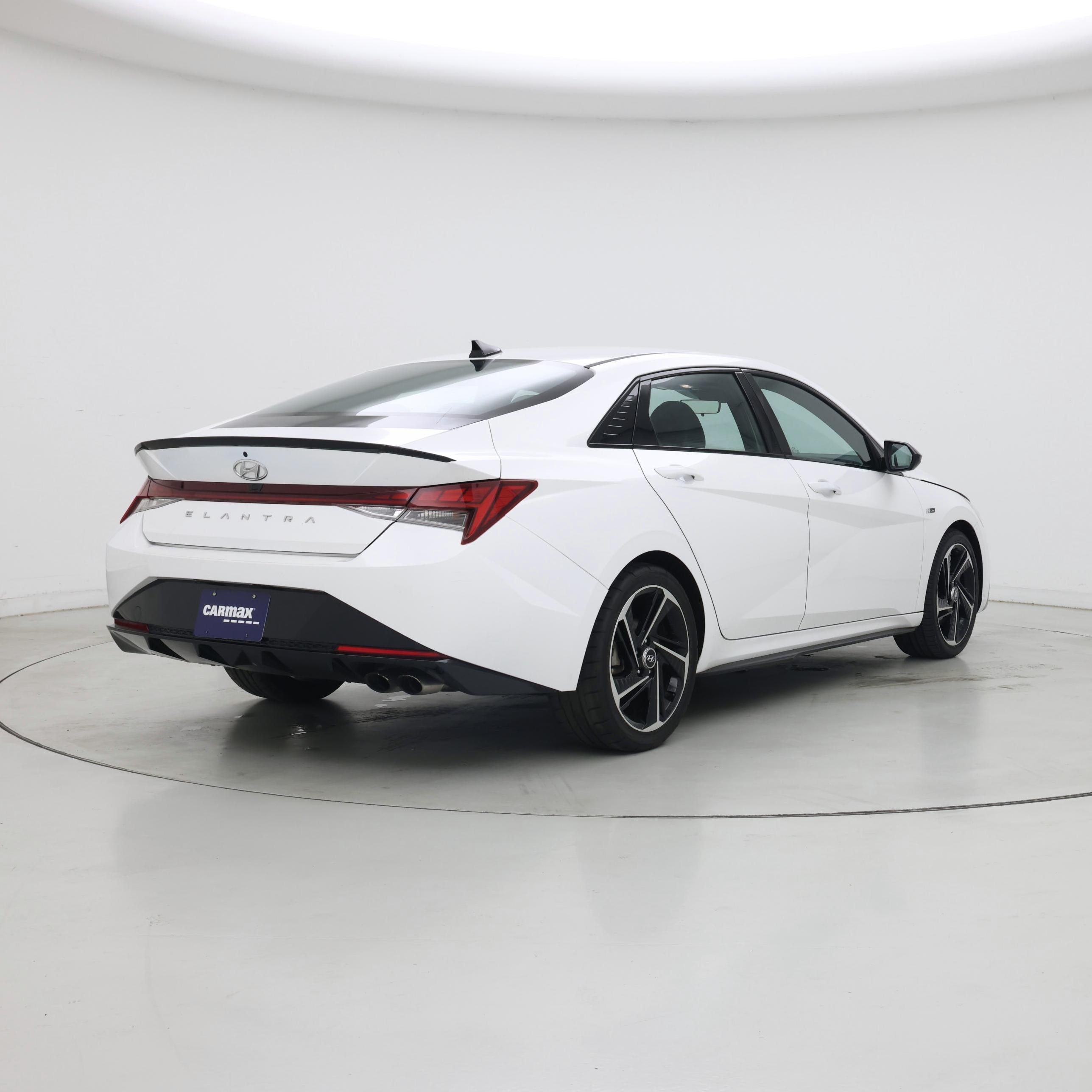 Thumbnail: 2023 Hyundai Elantra - 8
