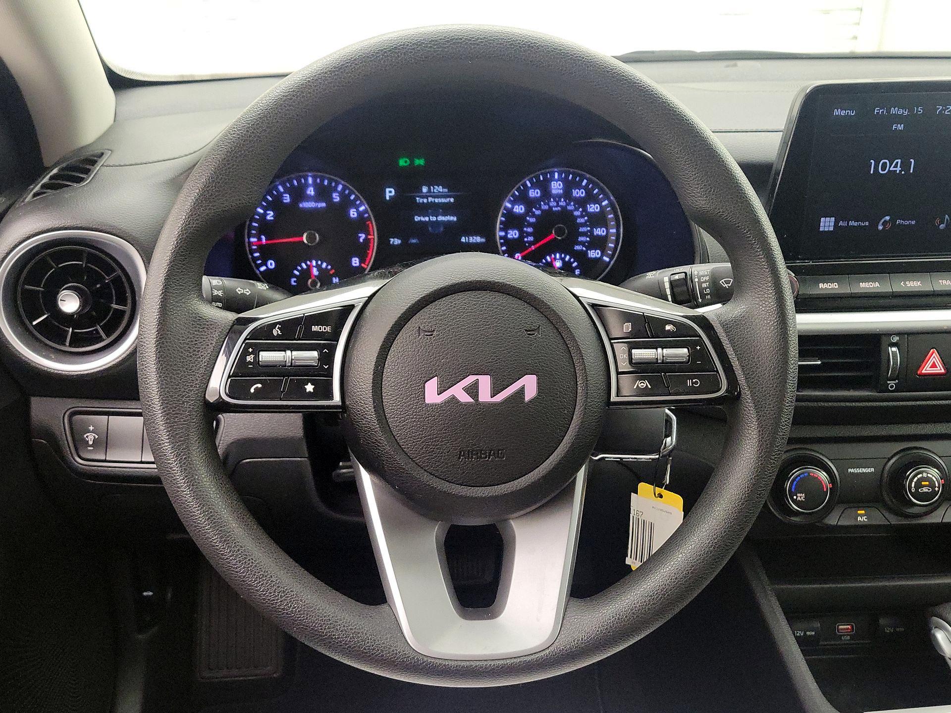 Thumbnail: 2023 Kia Forte - 10