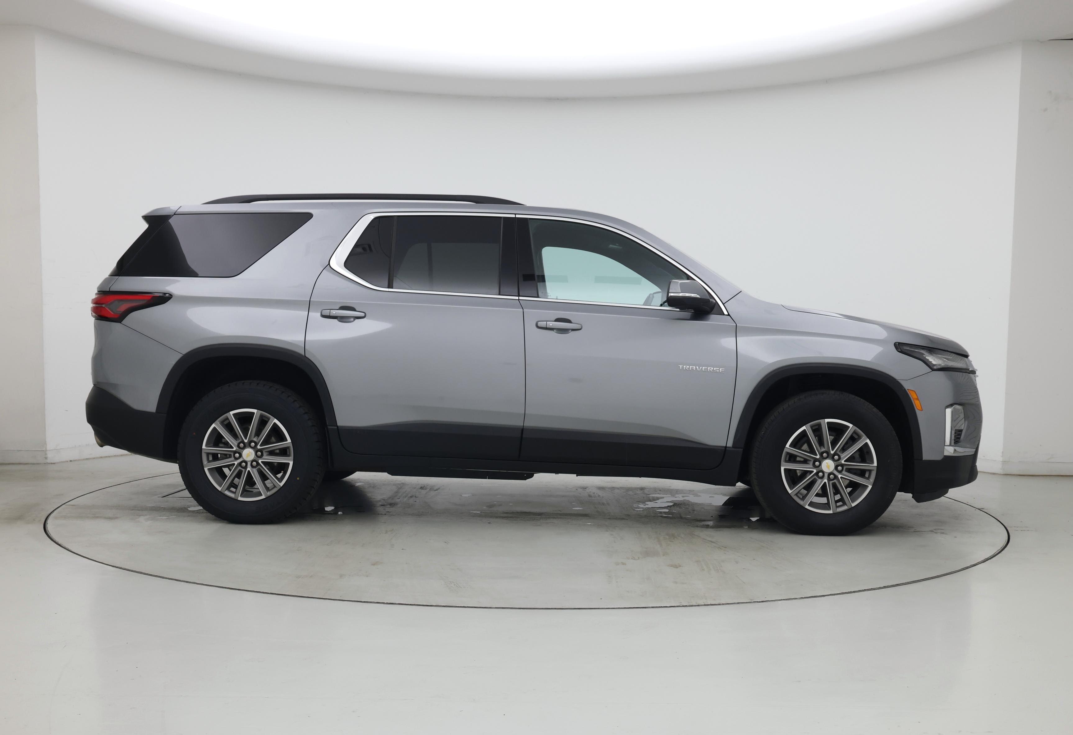 Thumbnail: 2023 Chevrolet Traverse - 7
