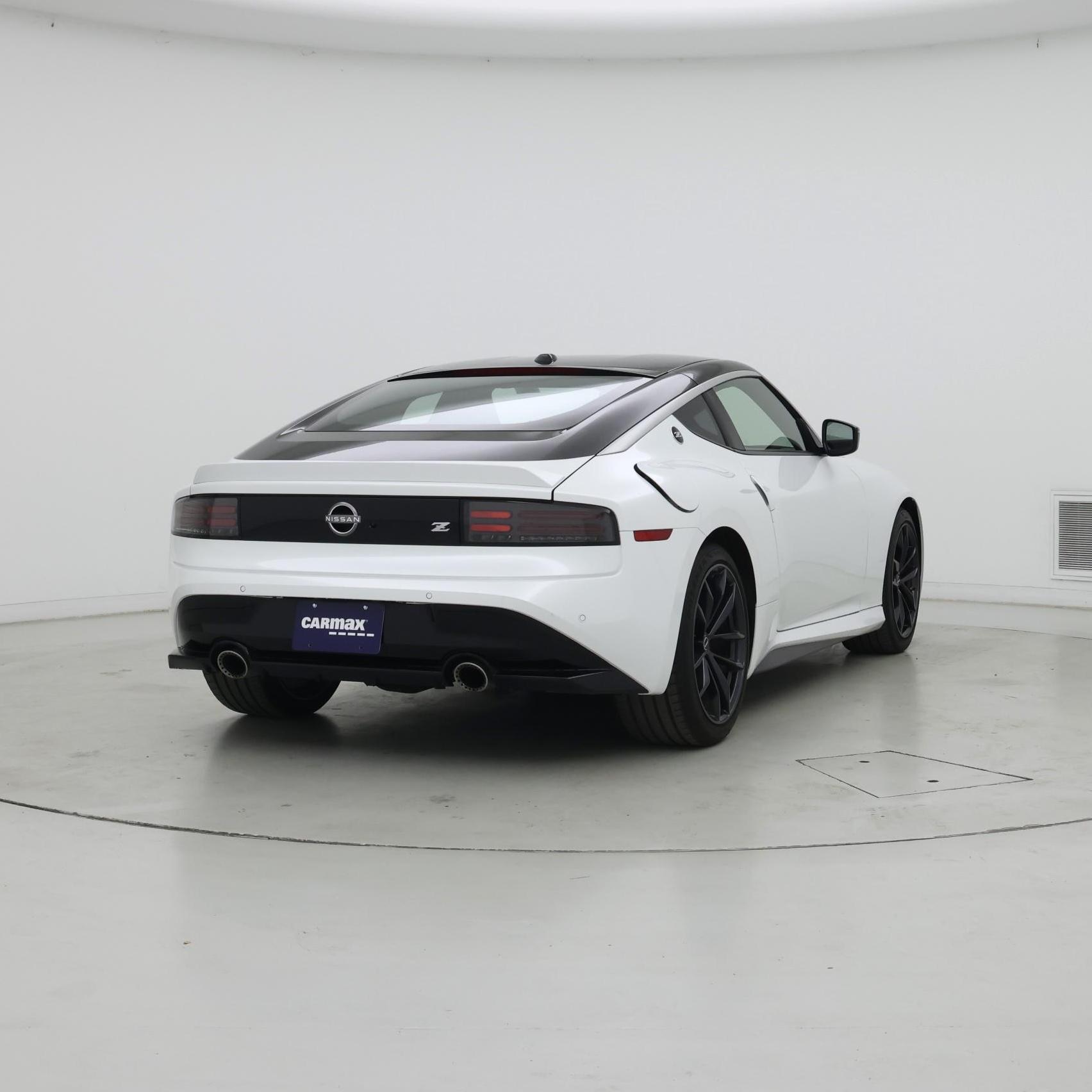 Thumbnail: 2024 Nissan Z - 8