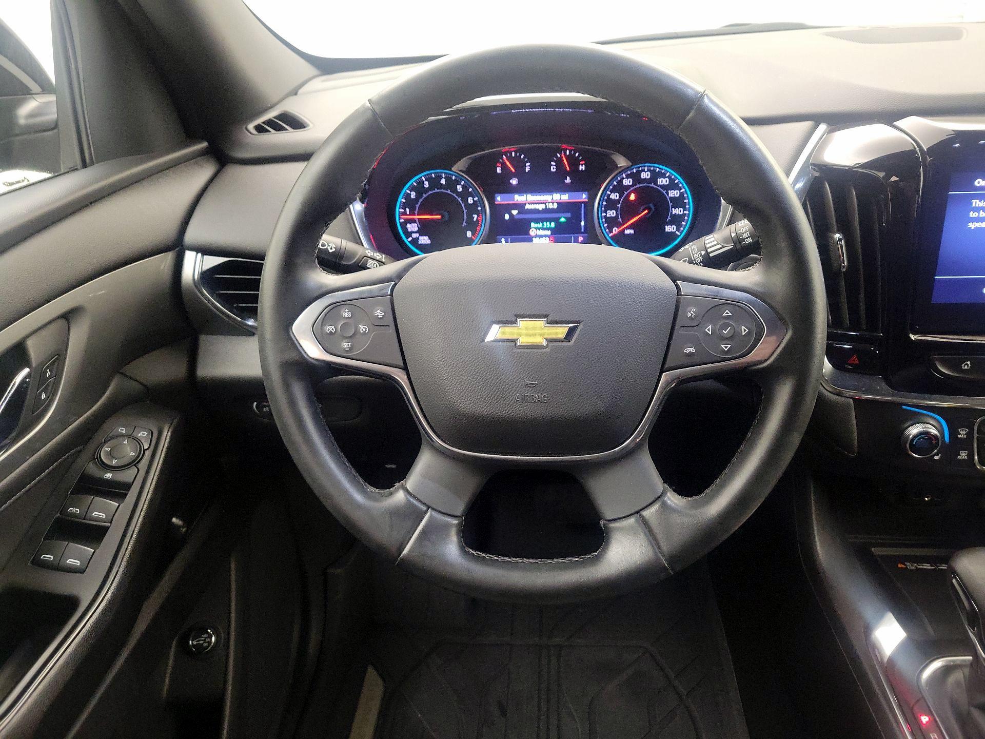 Thumbnail: 2023 Chevrolet Traverse - 10