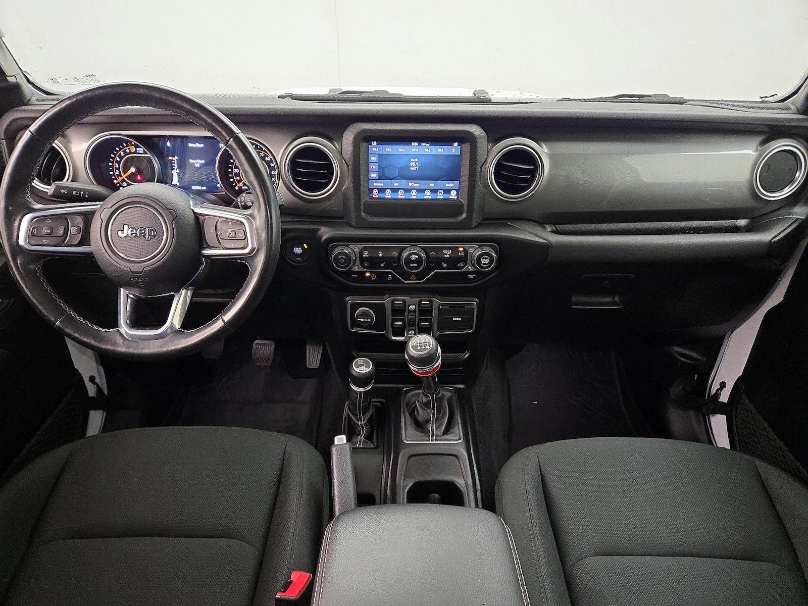 2021 Jeep Wrangler Unlimited Sahara - Photo 10
