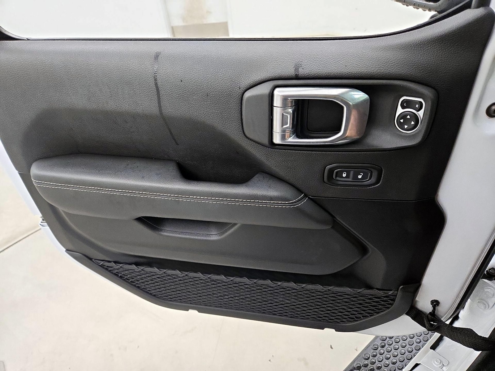 2021 Jeep Wrangler Unlimited Sahara - Photo 13