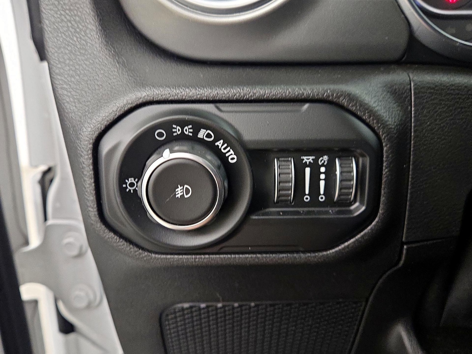 2021 Jeep Wrangler Unlimited Sahara - Photo 14