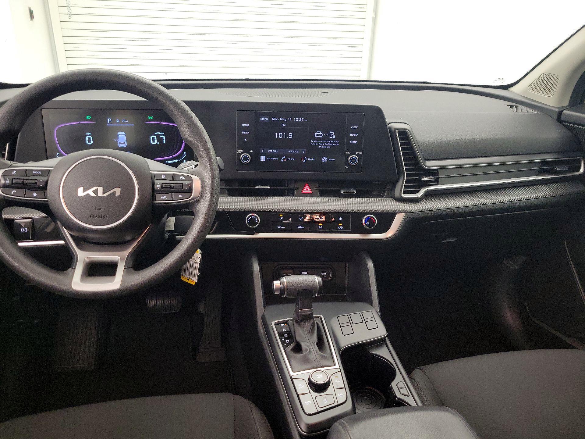 Thumbnail: 2023 Kia Sportage - 9