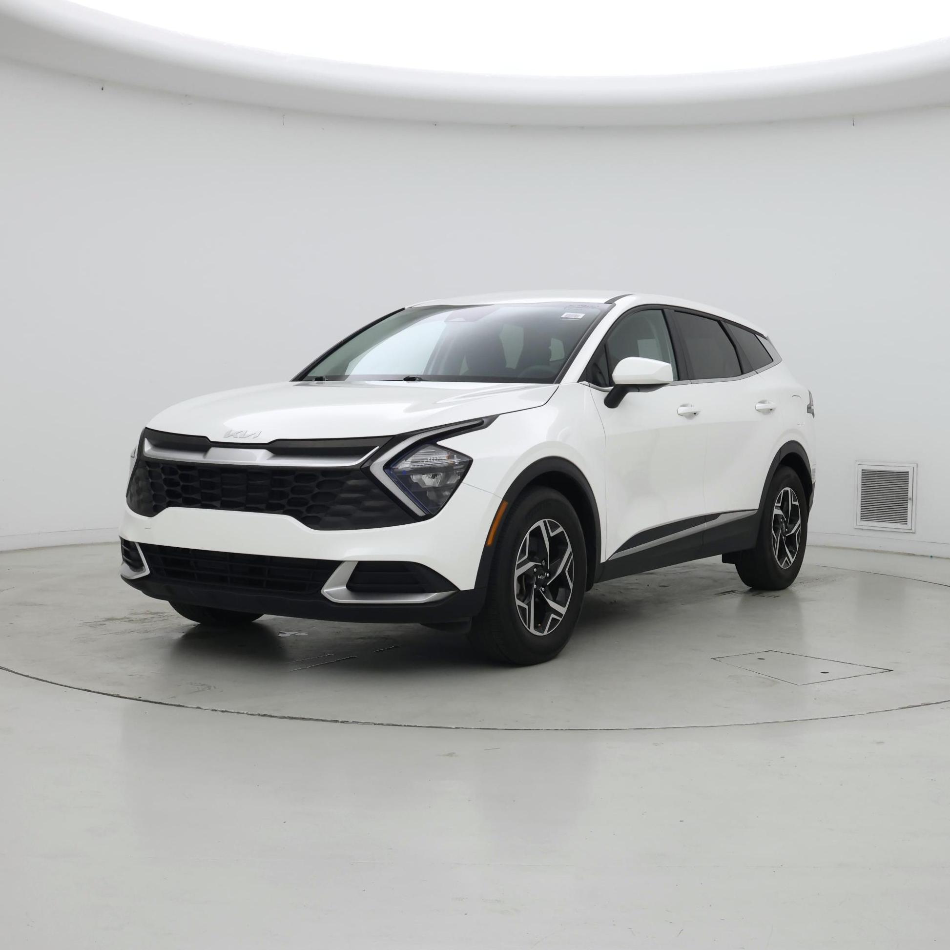 Thumbnail: 2023 Kia Sportage - 4