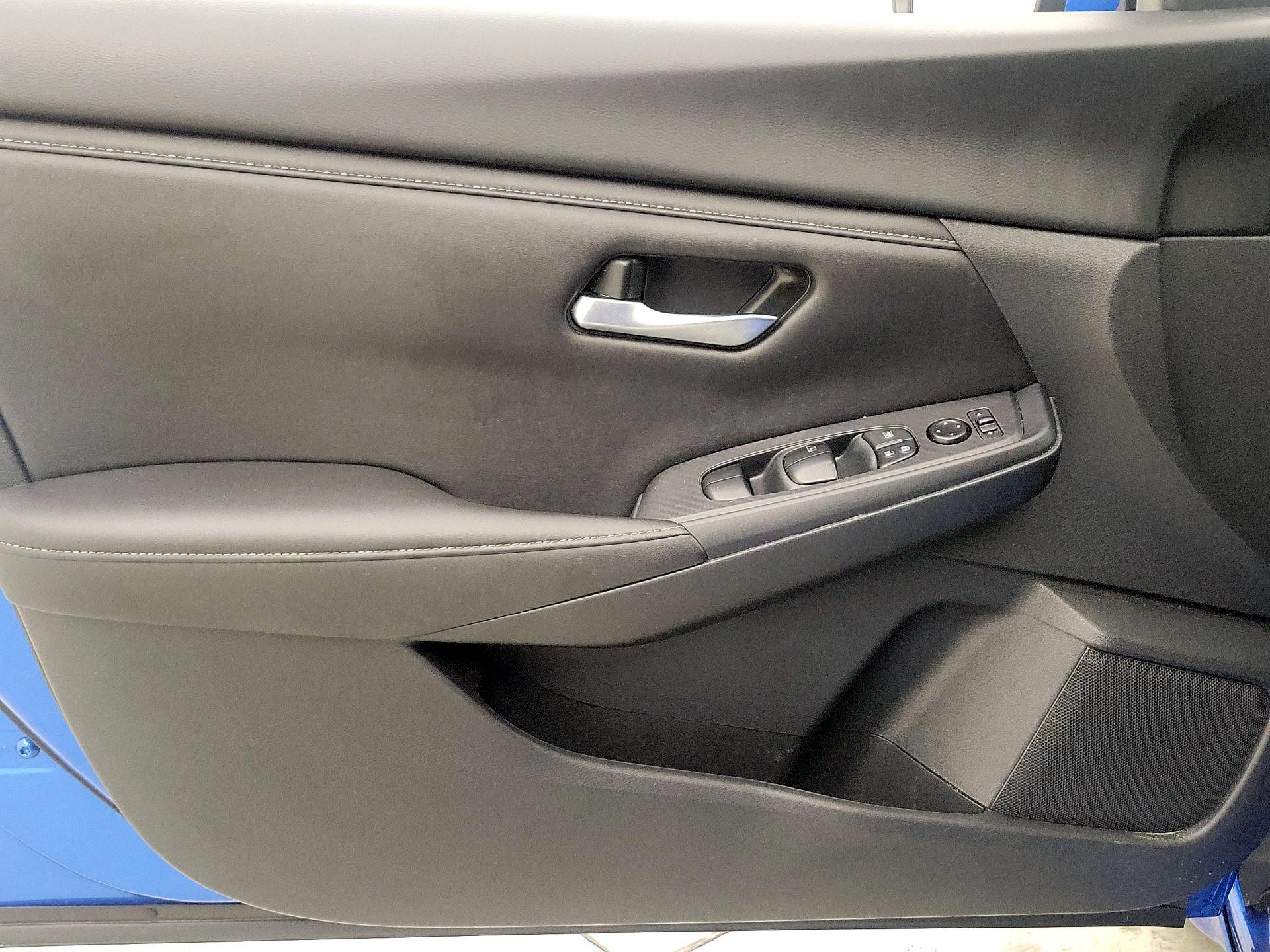 Thumbnail: 2023 Nissan Sentra - 12