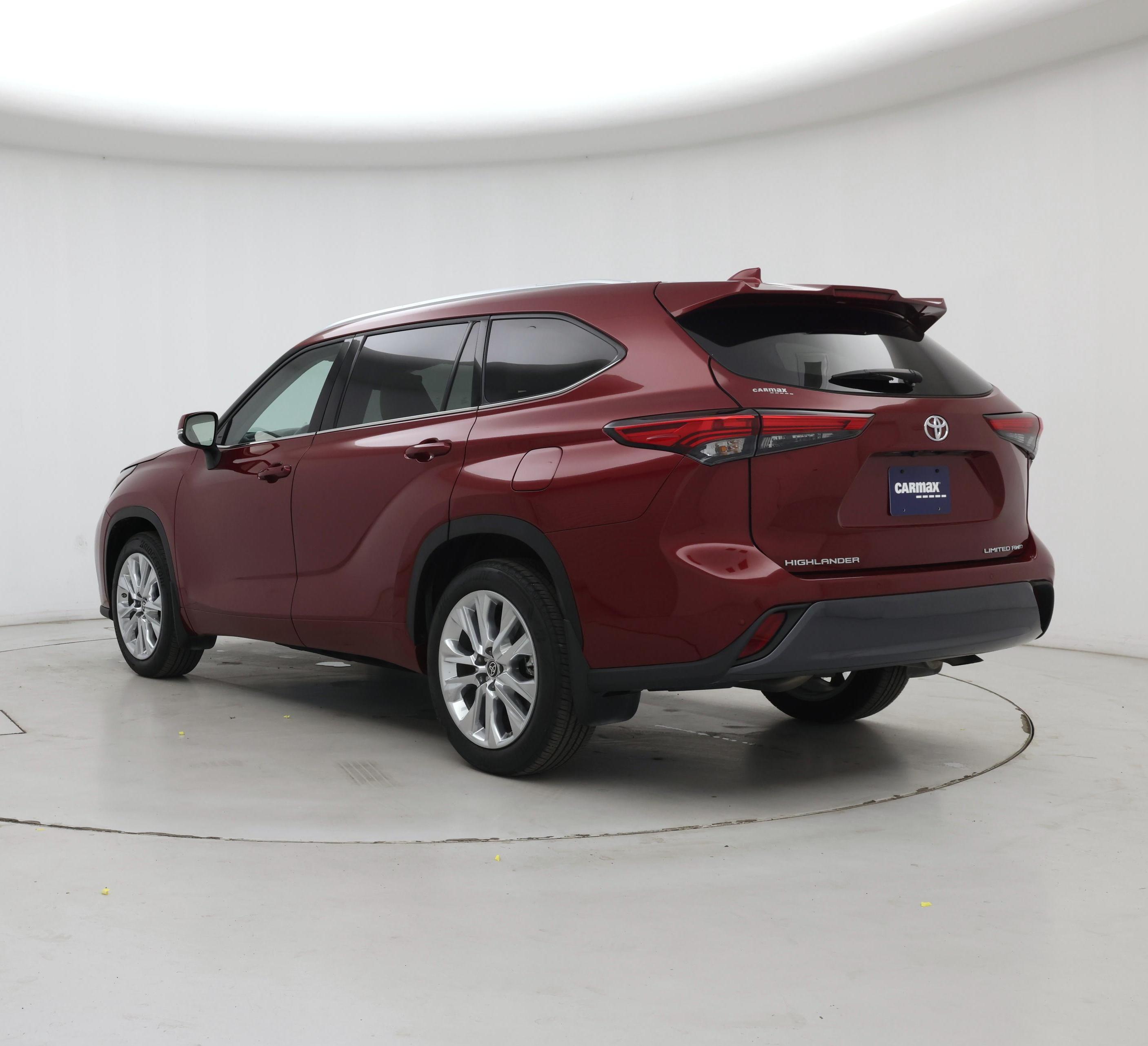 Thumbnail: 2023 Toyota Highlander - 2