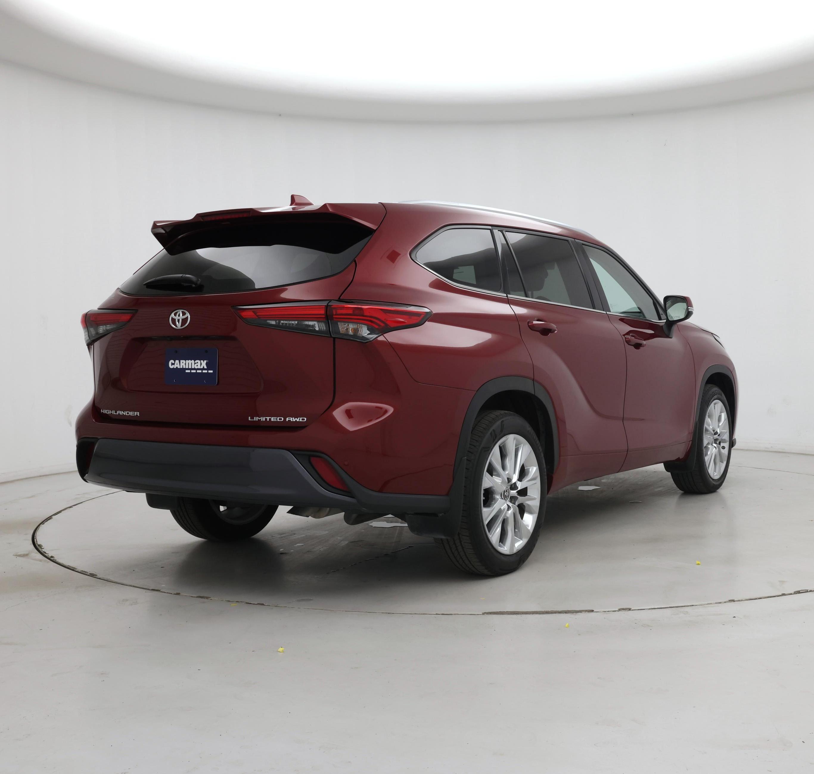 Thumbnail: 2023 Toyota Highlander - 8