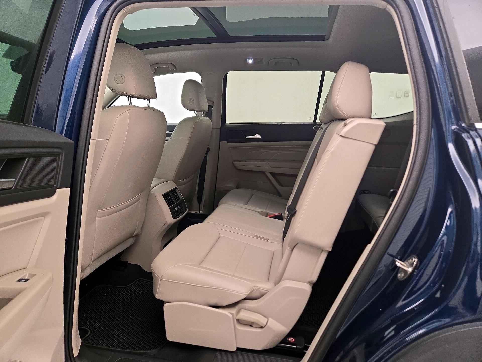 Thumbnail: 2021 Volkswagen Atlas - 20