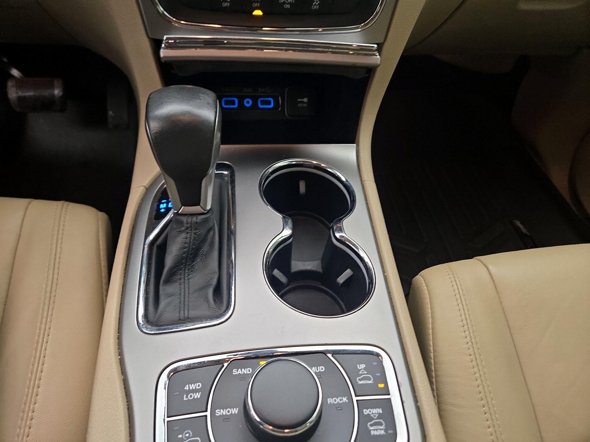 Thumbnail: 2018 Jeep Grand Cherokee - 18