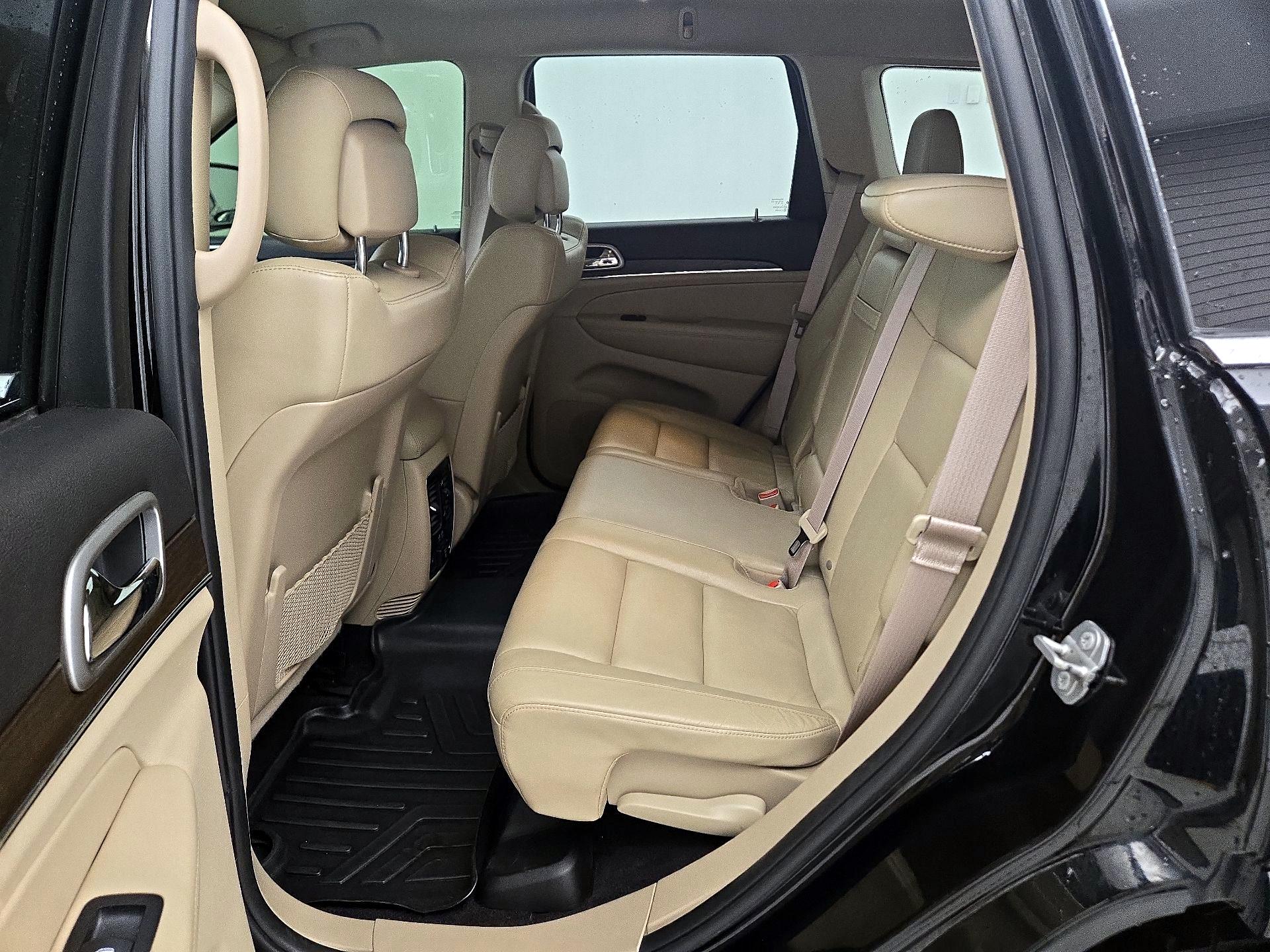 Thumbnail: 2018 Jeep Grand Cherokee - 20