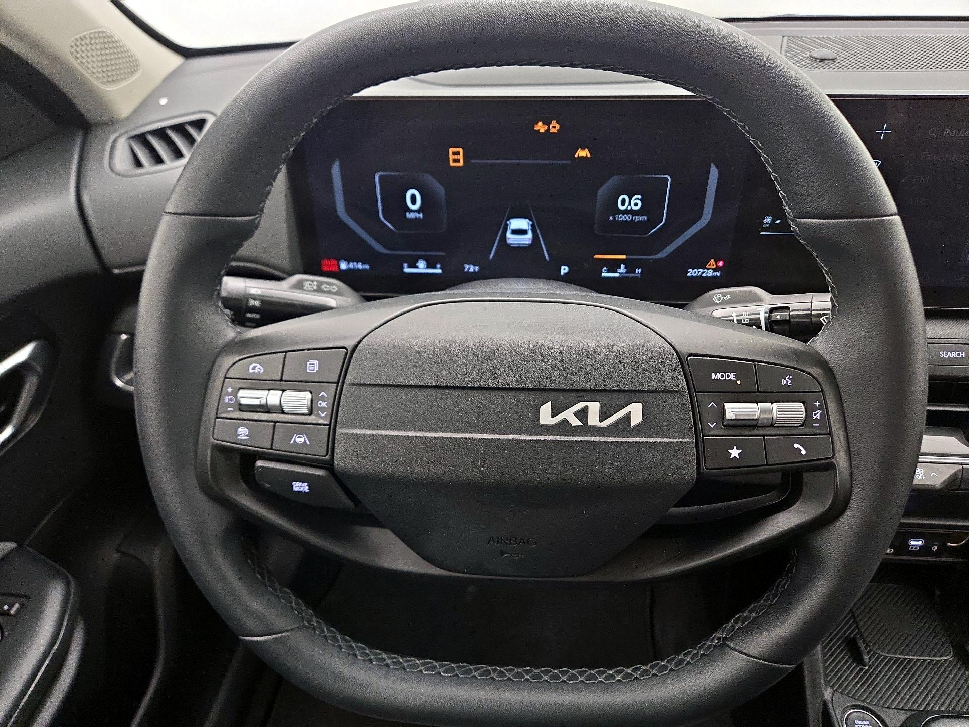 Thumbnail: 2025 Kia K4 - 10