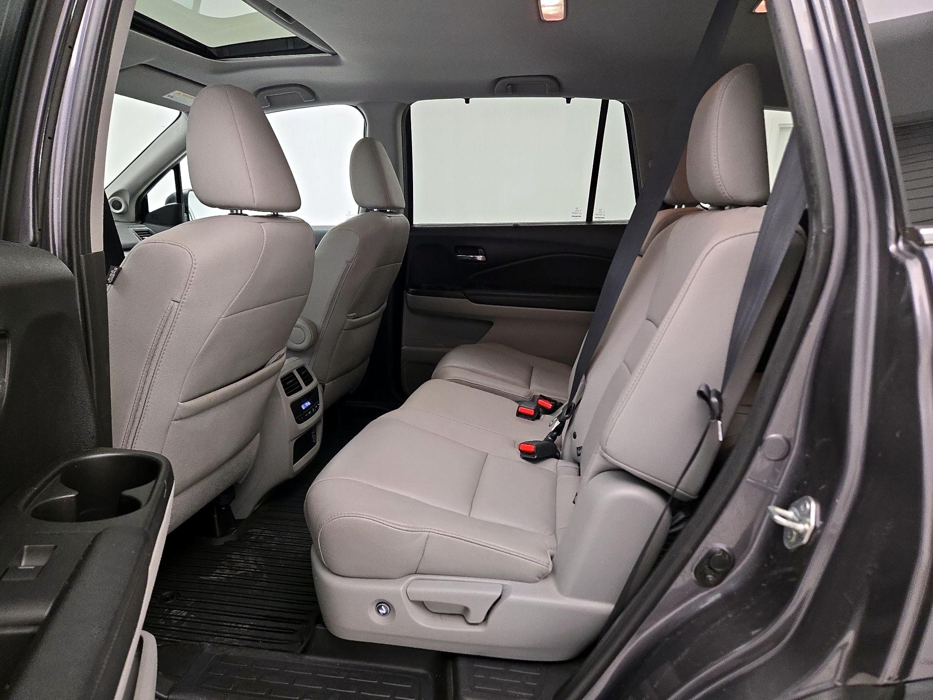 Thumbnail: 2021 Honda Pilot - 20