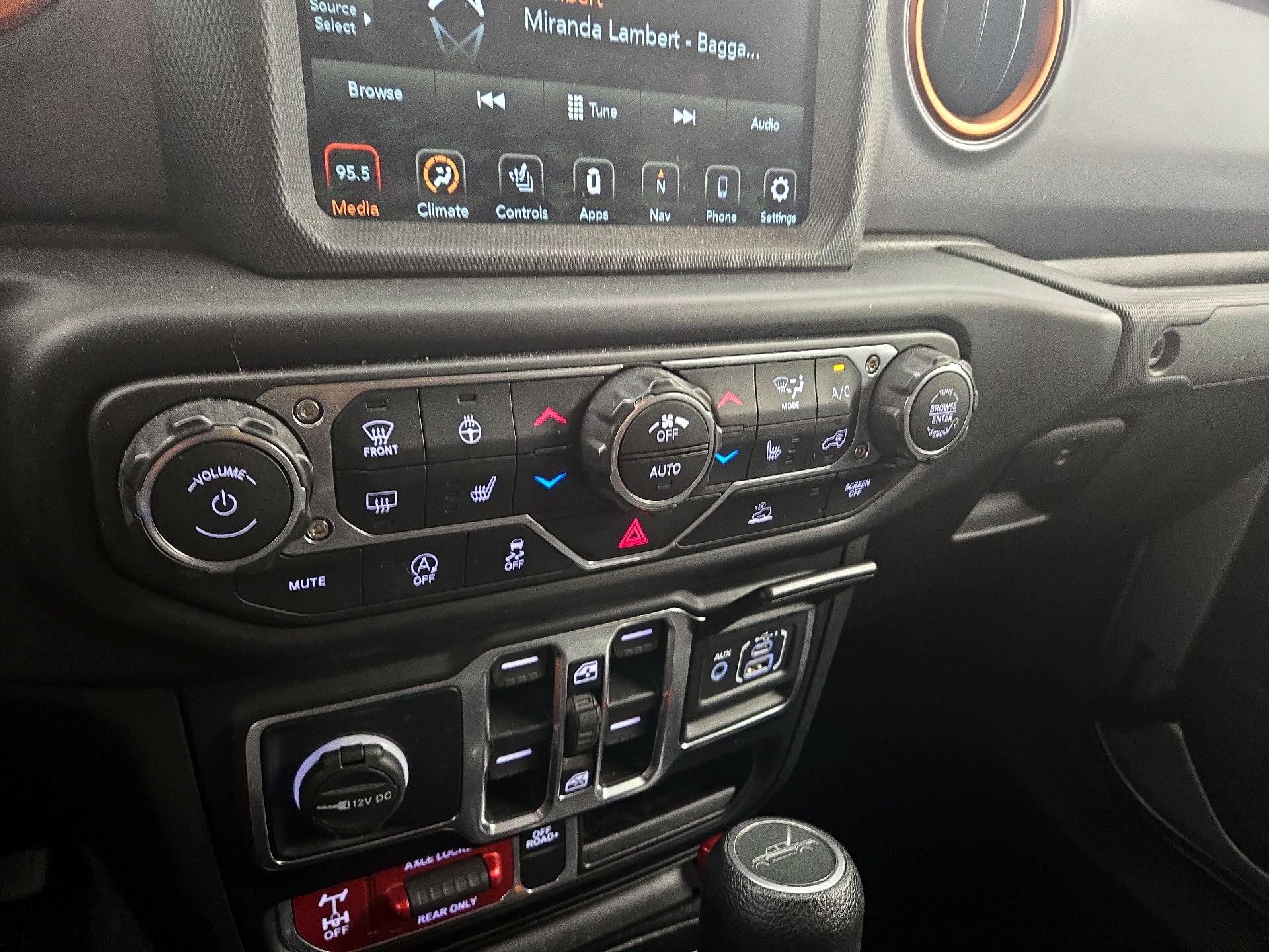 Thumbnail: 2022 Jeep Gladiator - 17