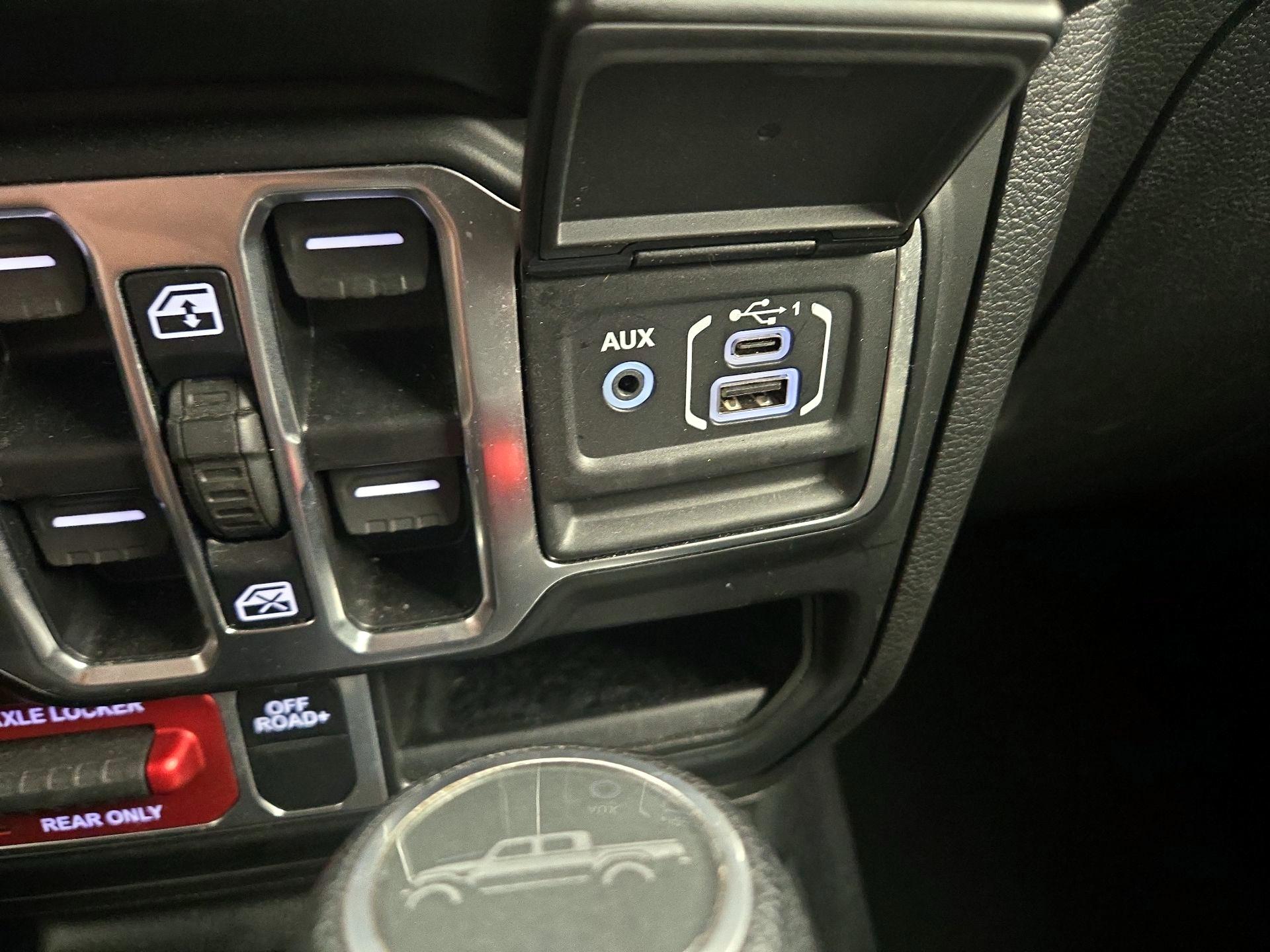 Thumbnail: 2022 Jeep Gladiator - 19