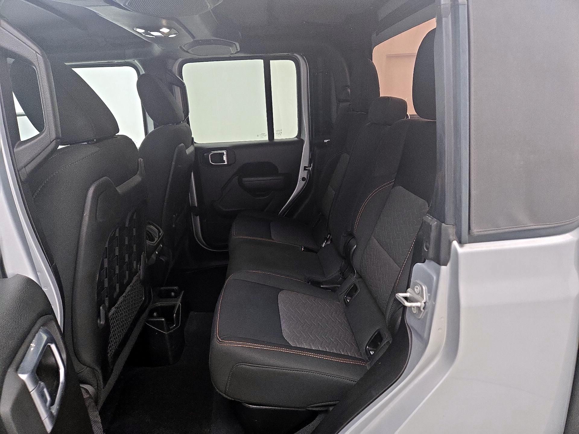 Thumbnail: 2022 Jeep Gladiator - 20