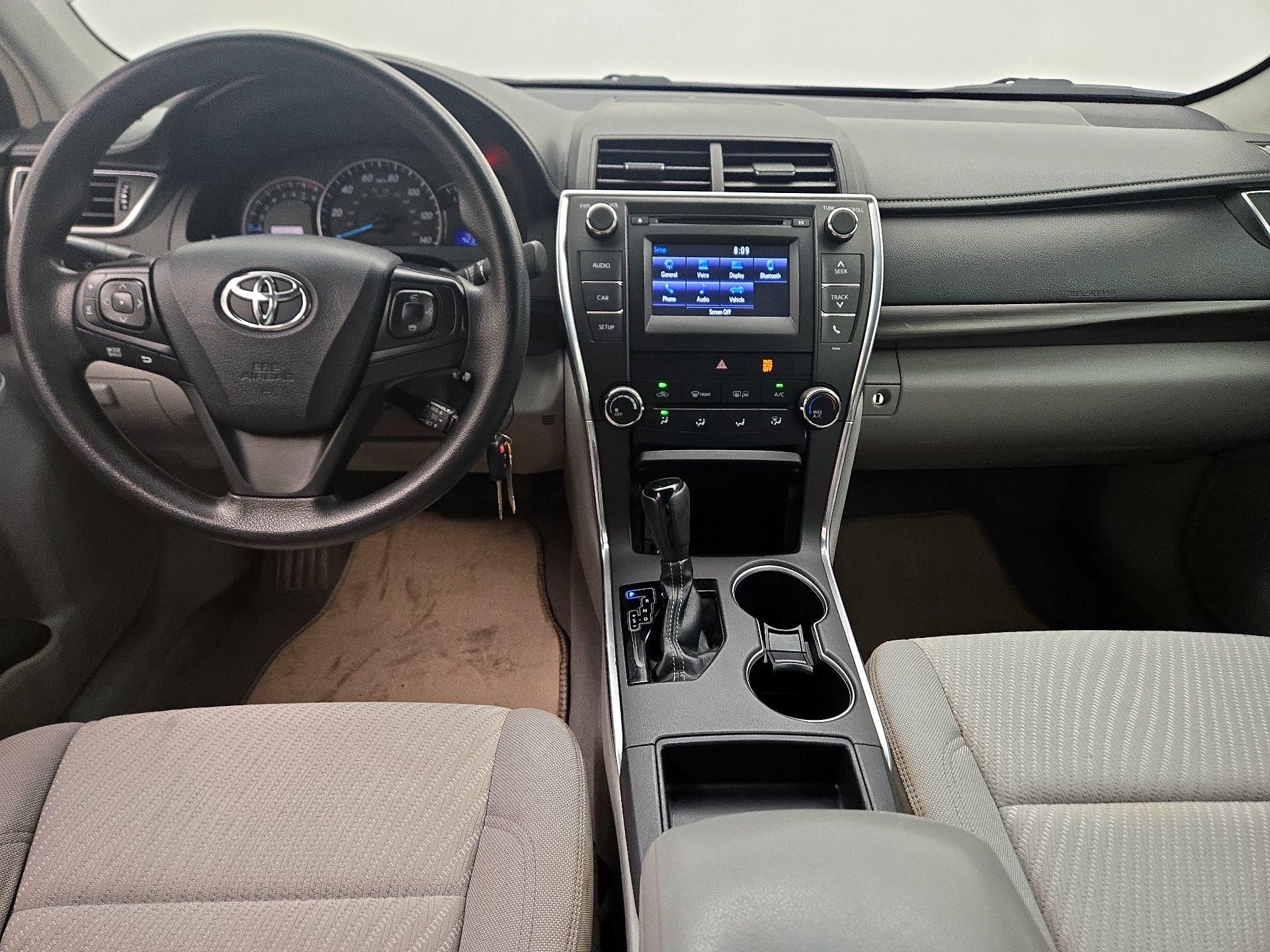 Thumbnail: 2015 Toyota Camry - 9