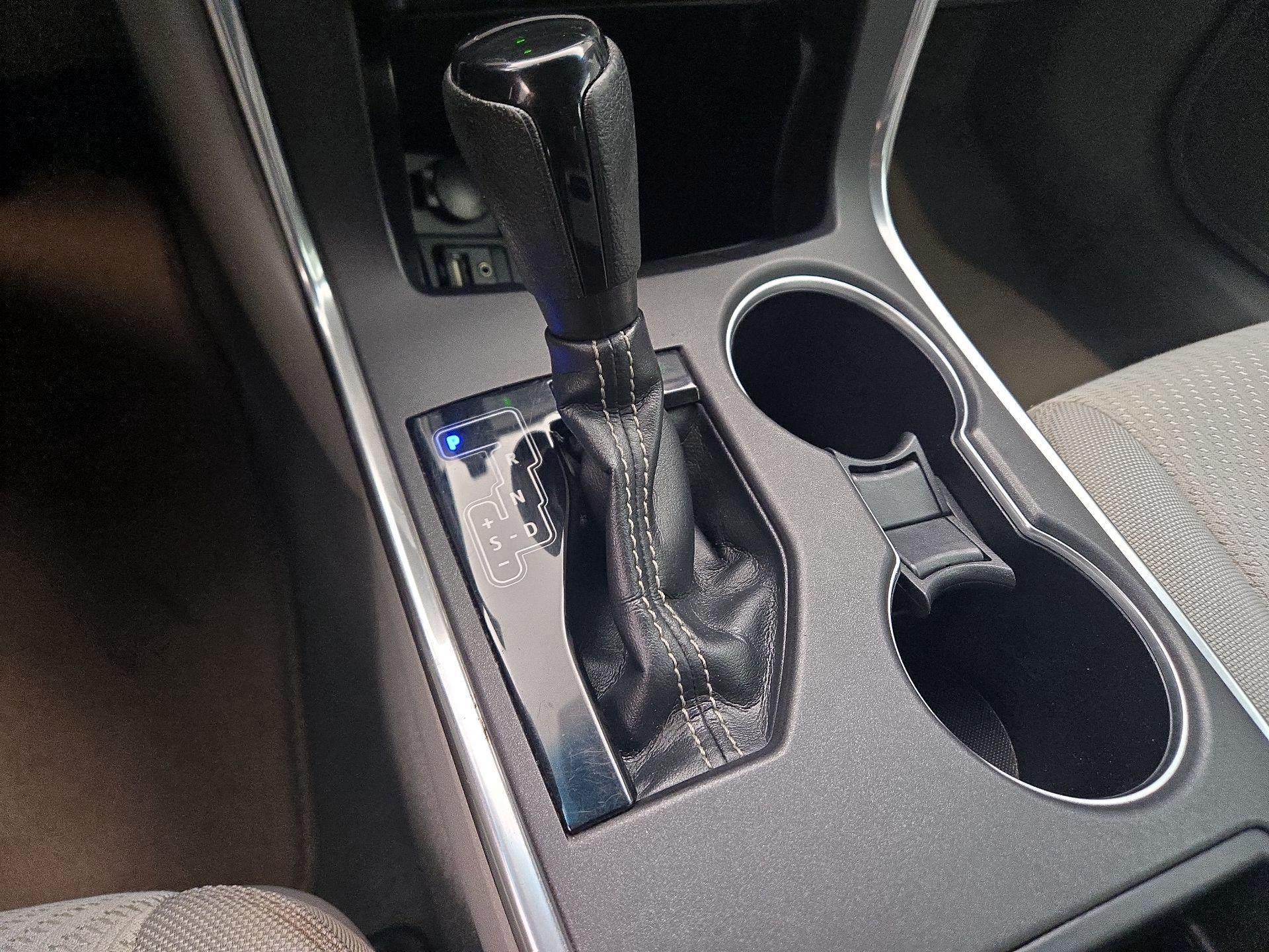 Thumbnail: 2015 Toyota Camry - 17