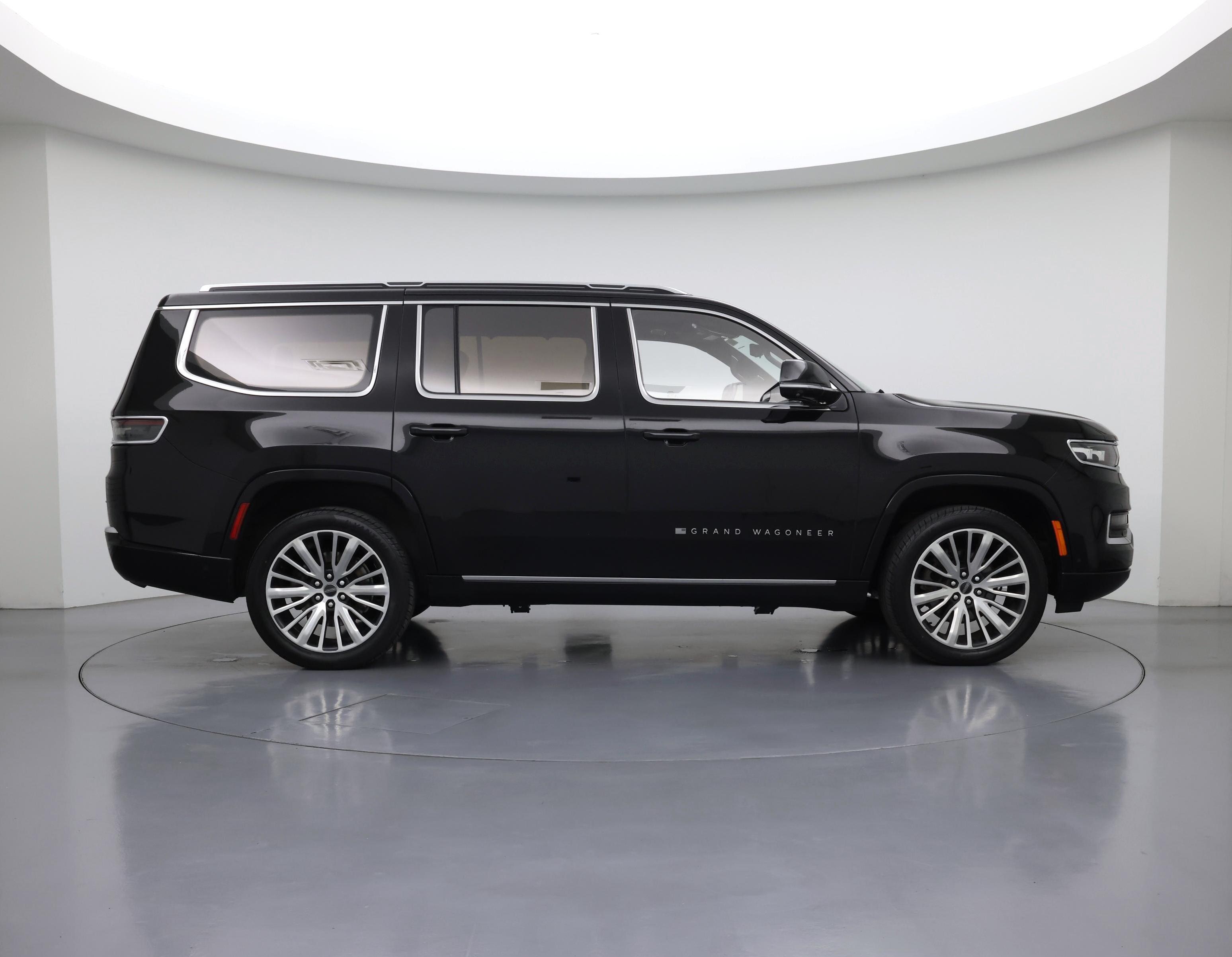 Thumbnail: 2022 Jeep Grand Wagoneer - 7