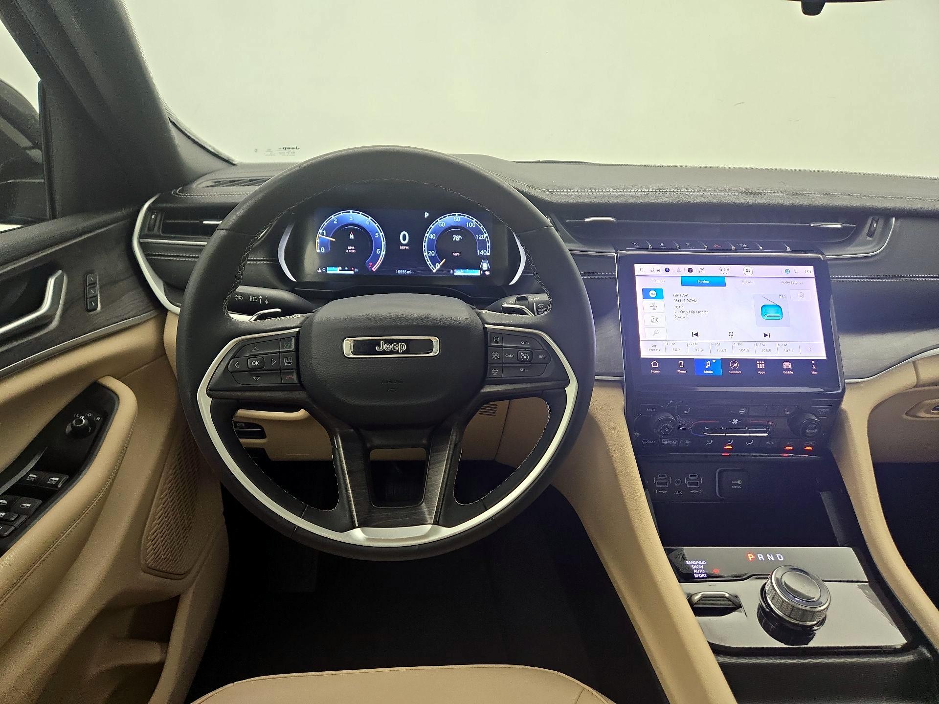 Thumbnail: 2024 Jeep Grand Cherokee - 10