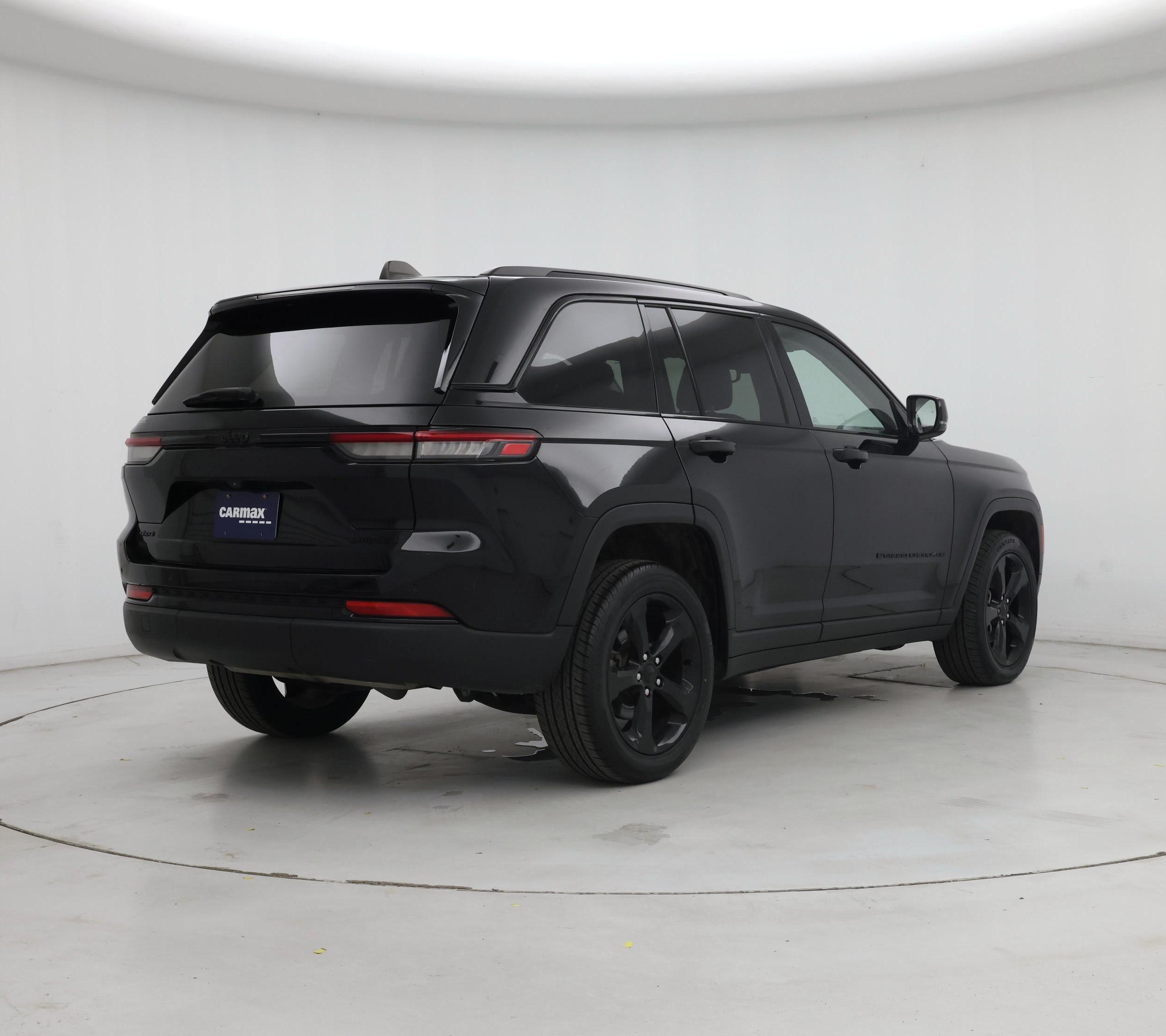 Thumbnail: 2023 Jeep Grand Cherokee - 8