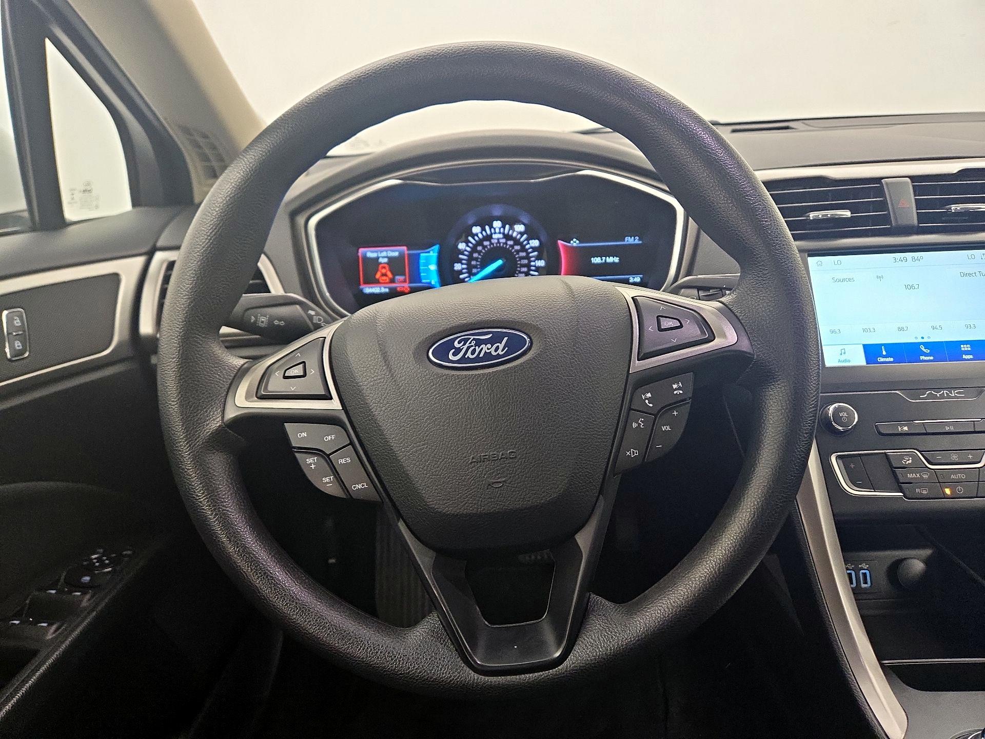 Thumbnail: 2020 Ford Fusion - 10